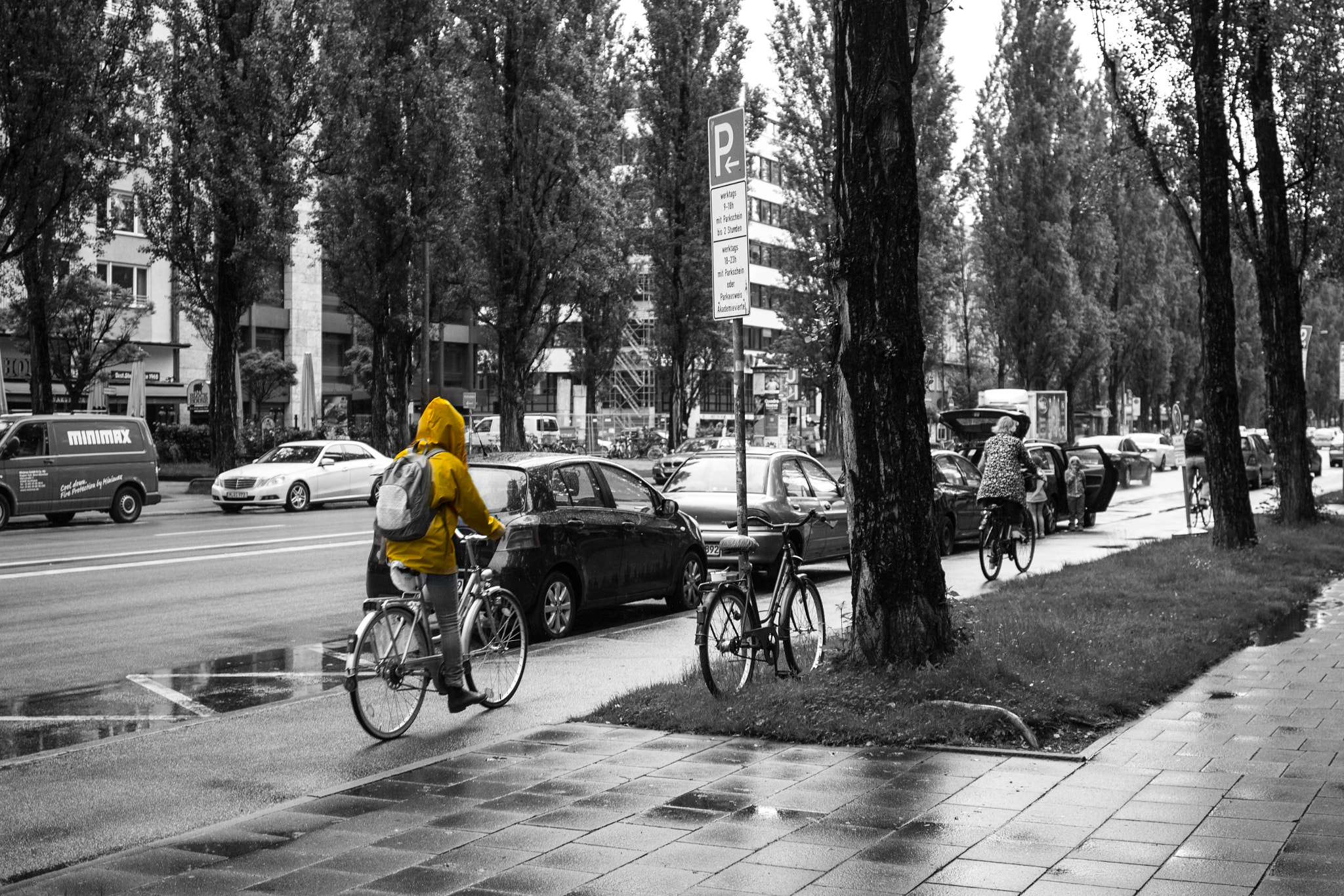 Canon EF 28mm F2.8 IS USM sample photo. Rainy mood photography