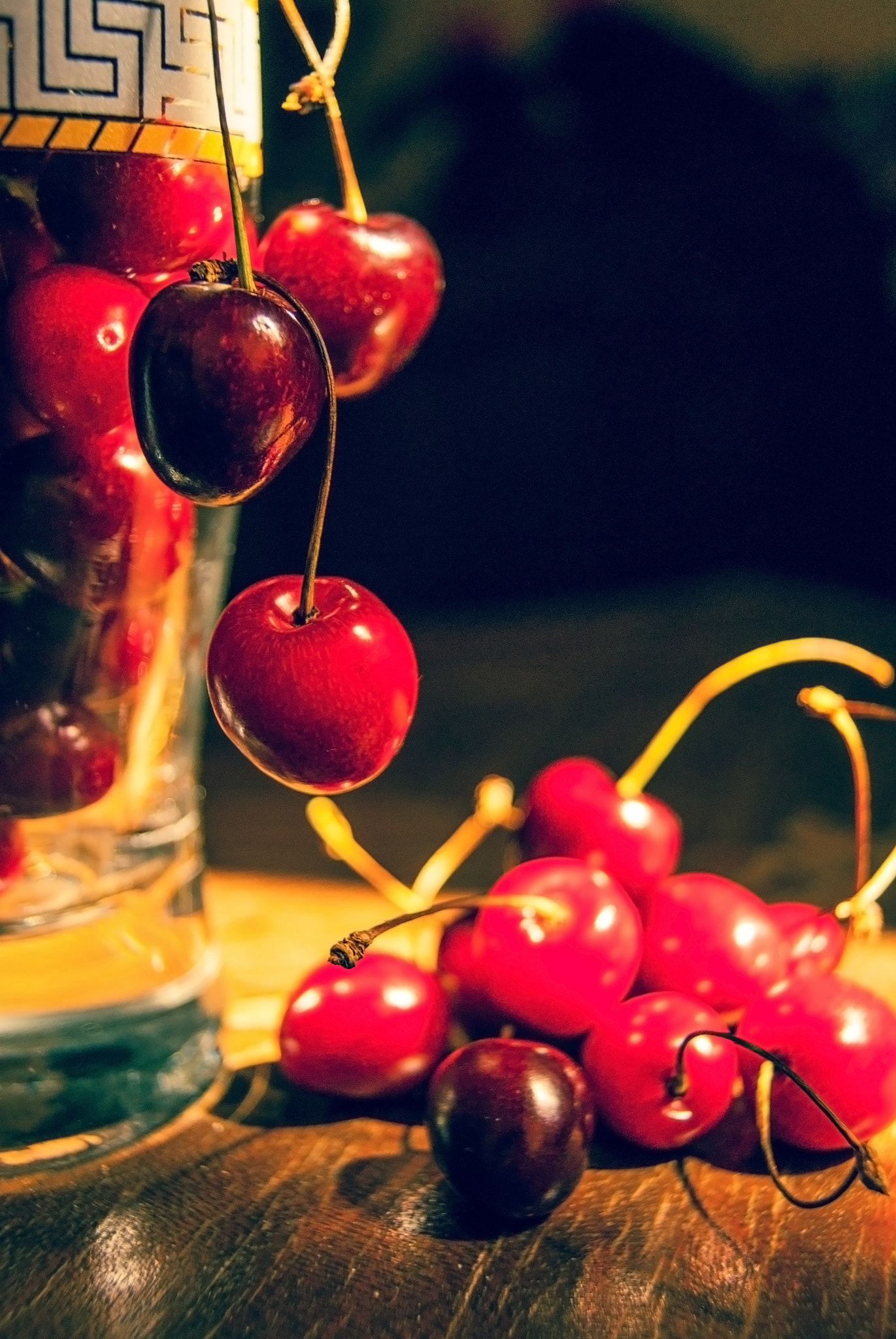 Sony Alpha DSLR-A200 + Sony DT 18-55mm F3.5-5.6 SAM sample photo. Cherries photography