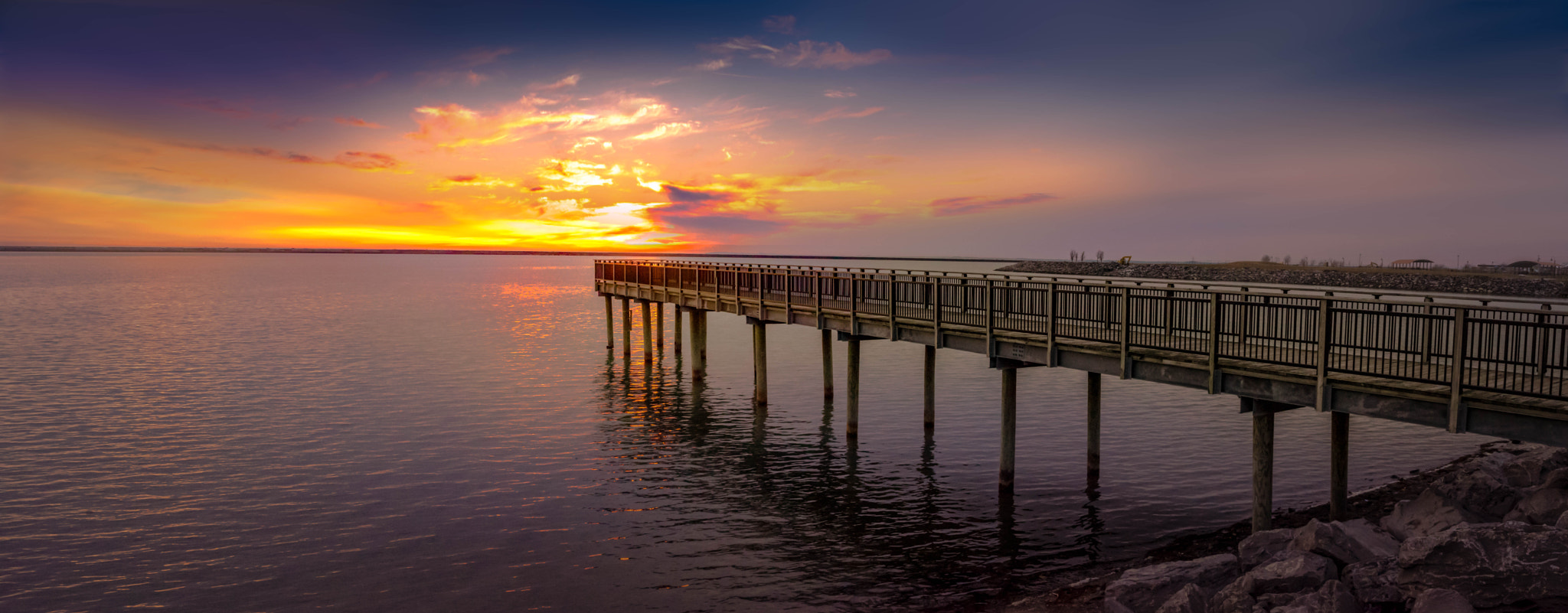 Nikon D750 + Samyang 35mm F1.4 AS UMC sample photo. Gallagher beach photography