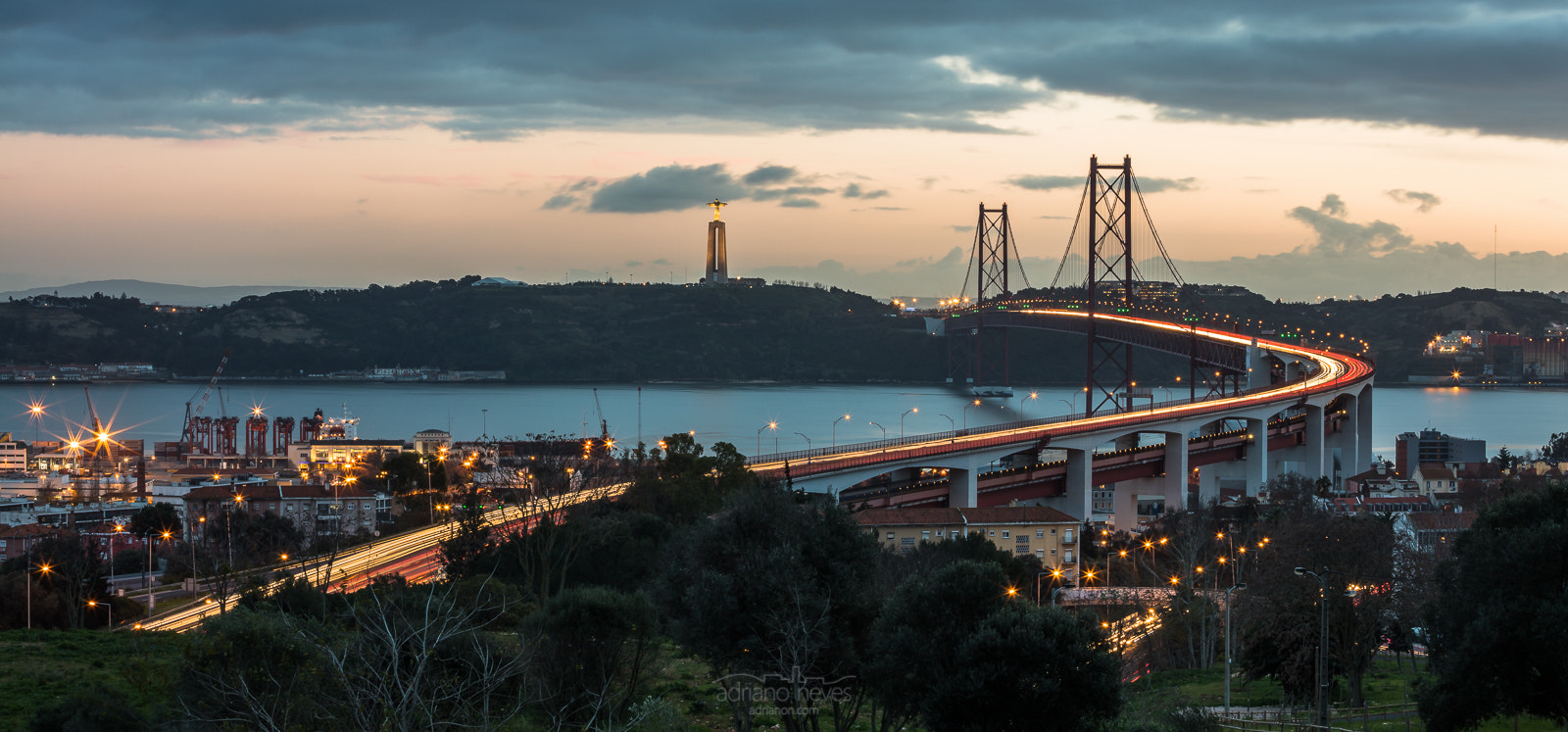 Canon EOS 5DS R + Canon EF 70-200mm F4L IS USM sample photo. Across the river - portugal, lisbon photography