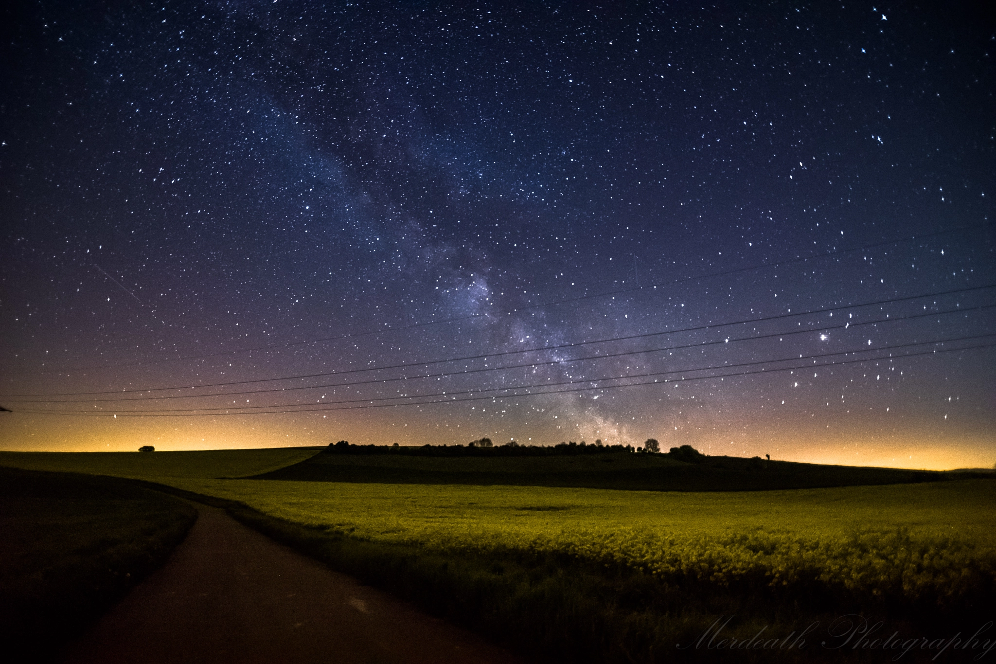 Sony a7 + 20mm F2.8 sample photo. Lookin' to the sky to save me... photography