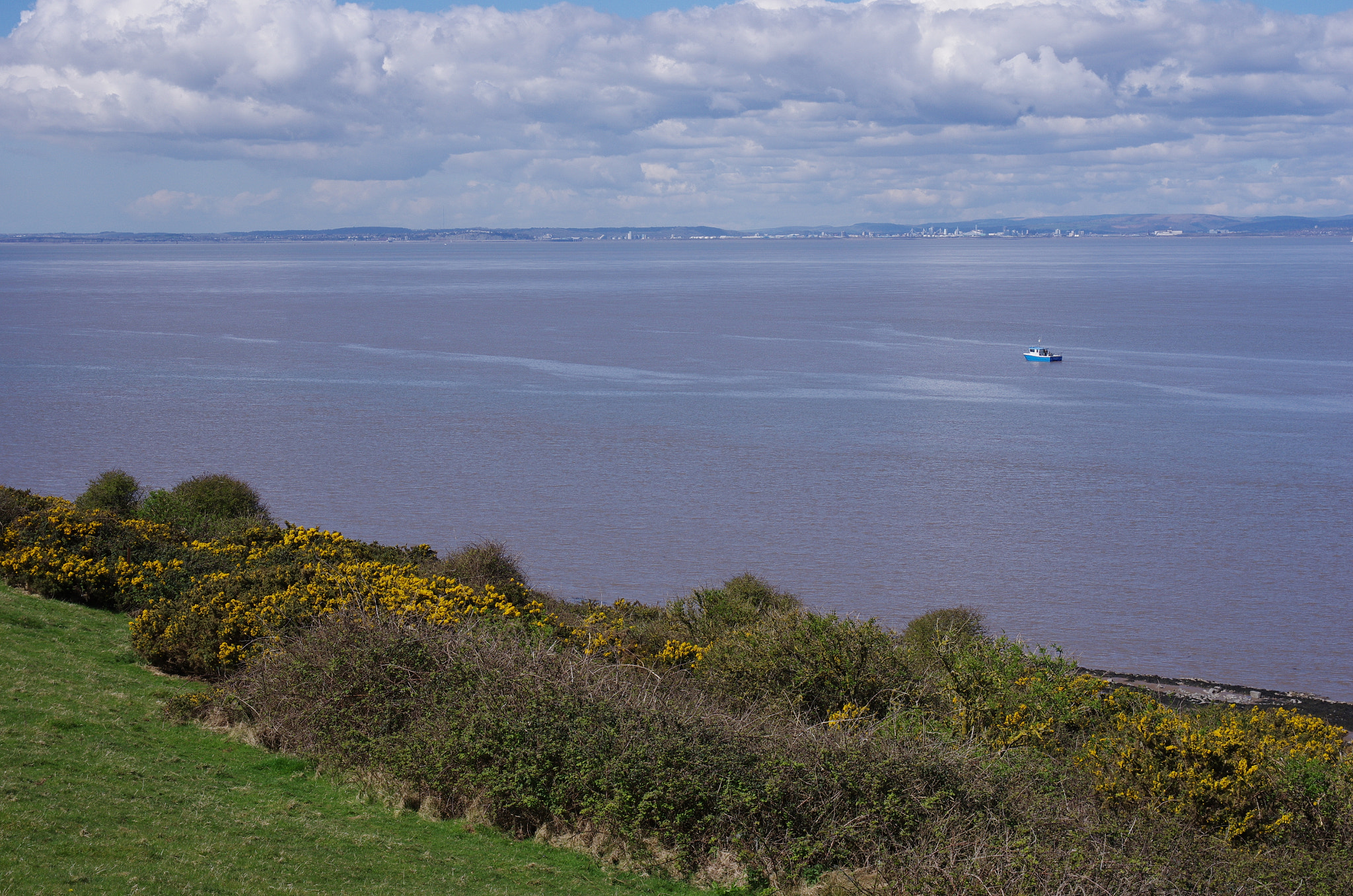 HD Pentax DA 40mm F2.8 Limited sample photo. Fishing the channel photography