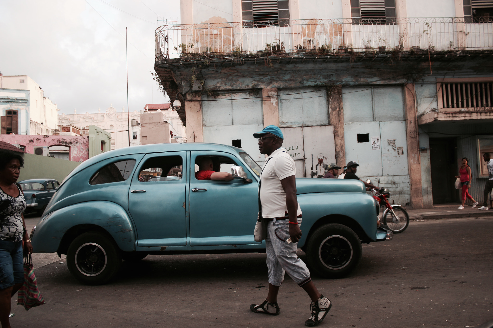 Canon EF-S 18-55mm F3.5-5.6 IS II sample photo. Havana photography
