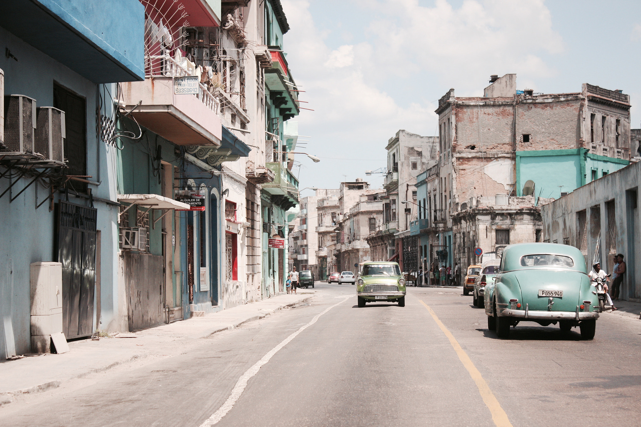 Canon EF-S 18-55mm F3.5-5.6 IS II sample photo. Havana photography