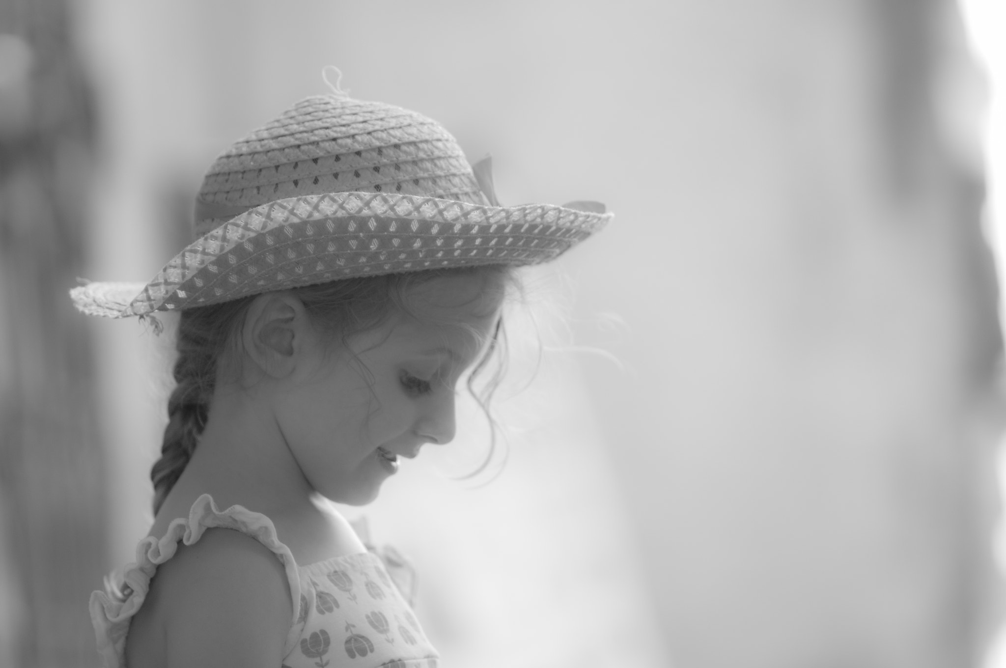 AF DC-Nikkor 135mm f/2D sample photo. * photography