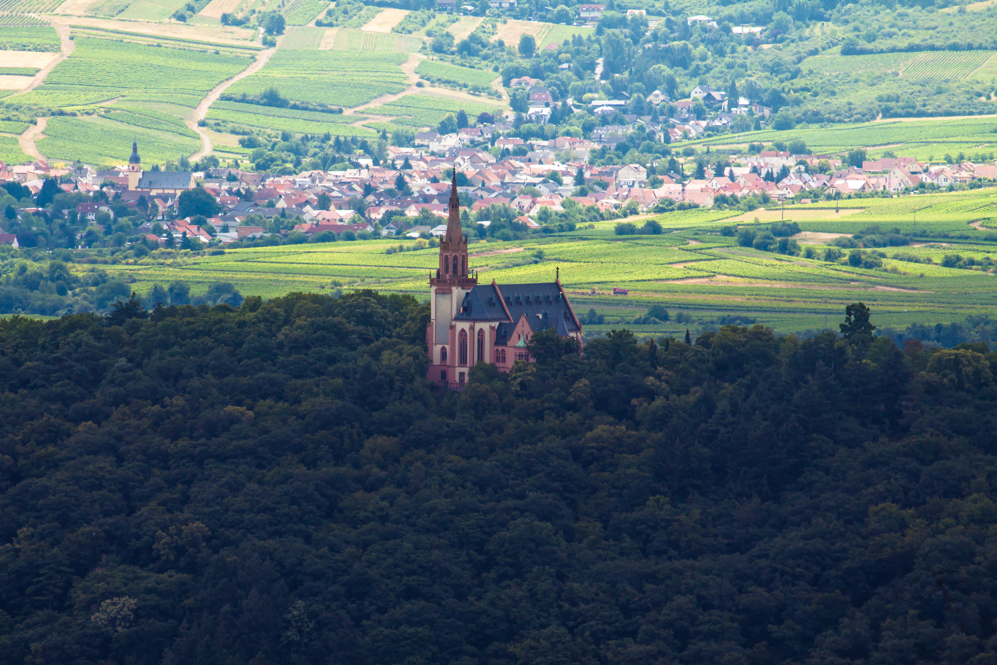 Canon EOS 50D + Tamron SP 70-300mm F4-5.6 Di VC USD sample photo. Castle and valley of ruedesheim photography