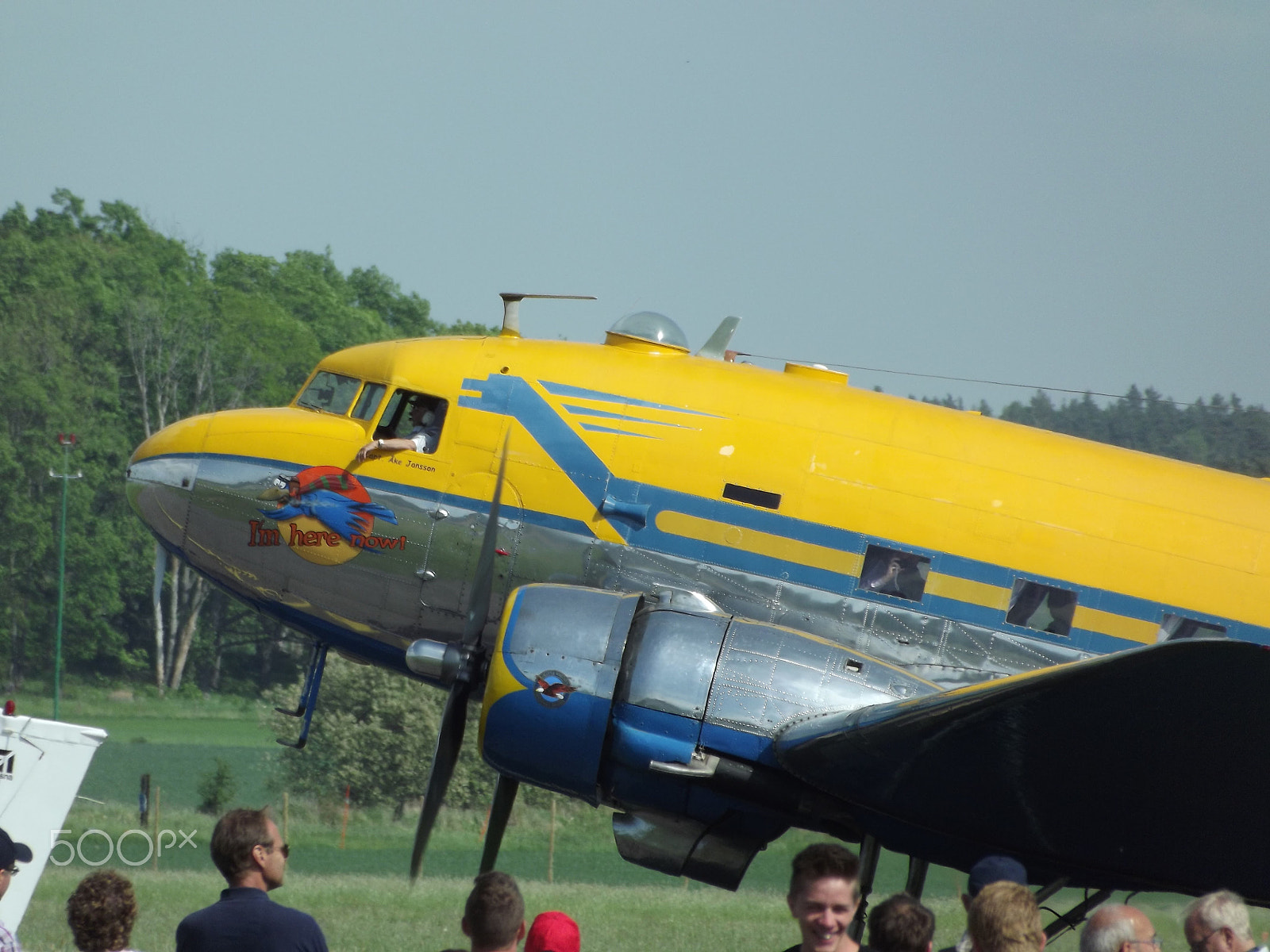 Fujifilm FinePix S3400 sample photo. Vintage douglas dc3 aircraft photography