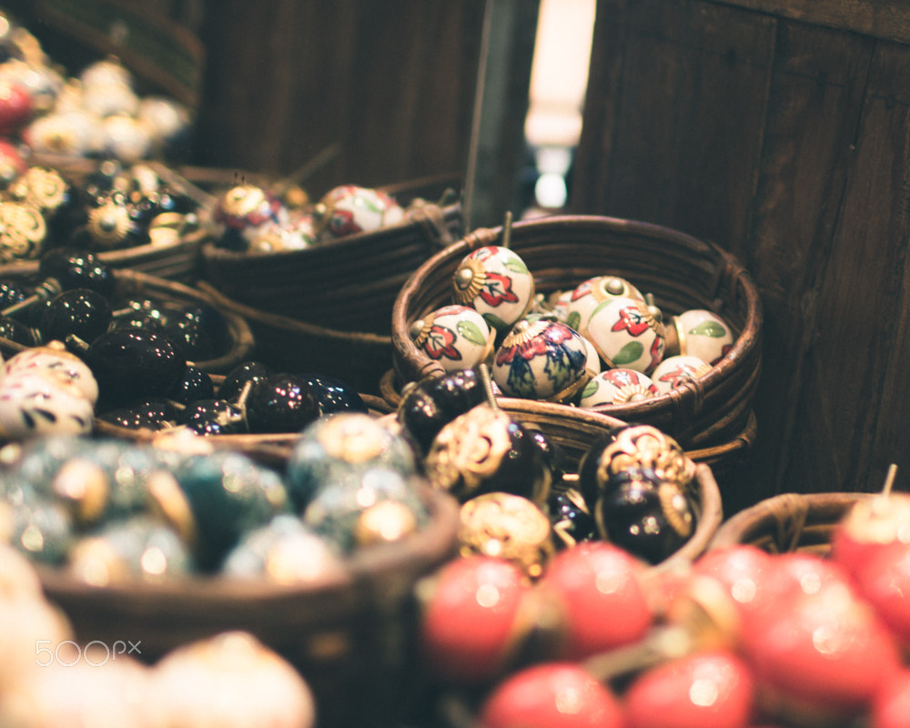 Canon EOS 60D + Canon EF 35mm F1.4L USM sample photo. Paris in june photography