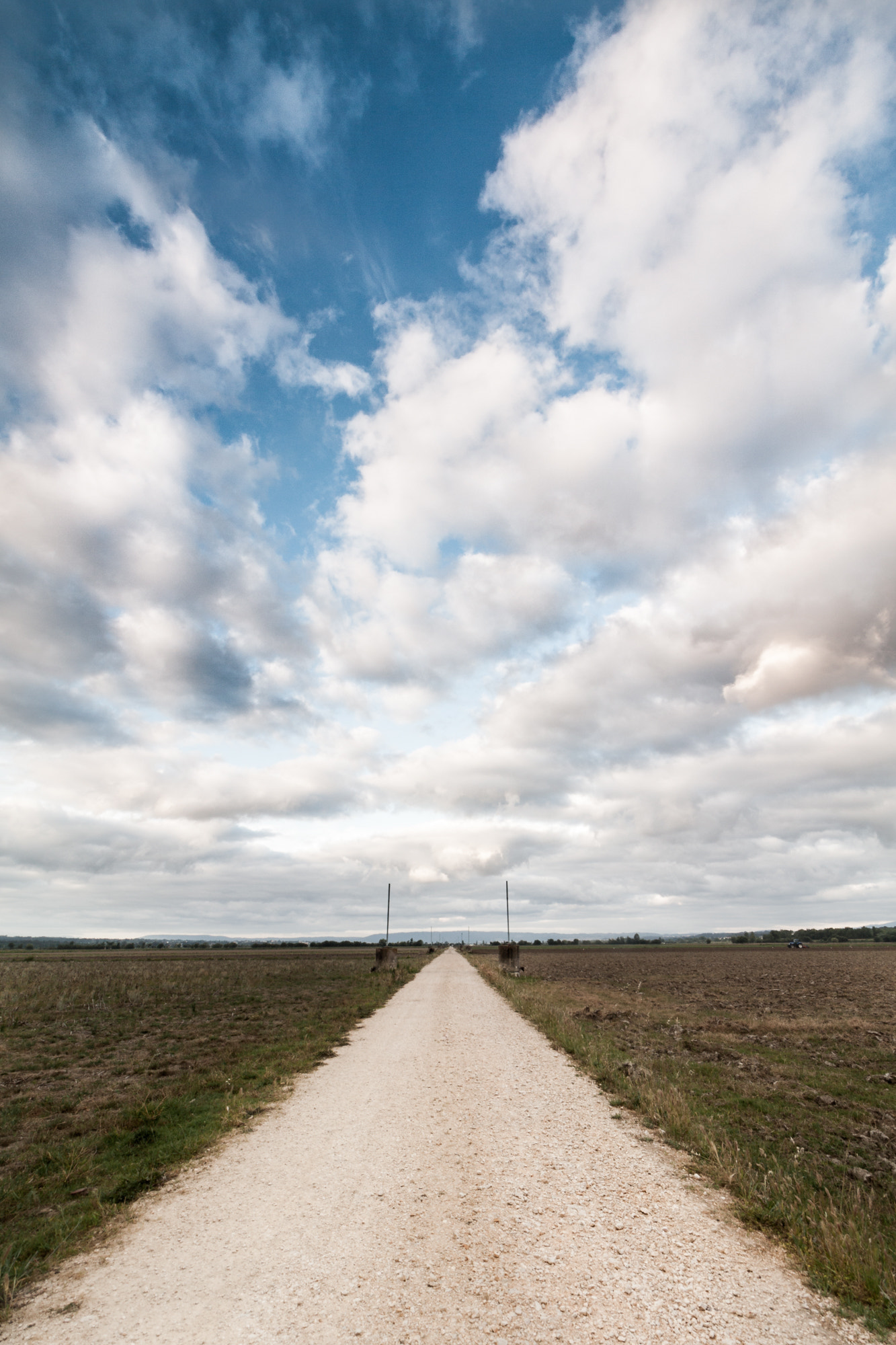 Canon EF-S 10-18mm F4.5–5.6 IS STM sample photo. "order and chaos" photography