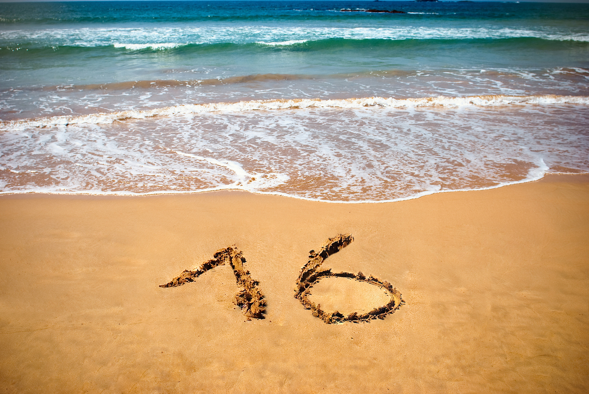 Nikon D80 sample photo. Inscription on wet ocean beach sand 16 photography