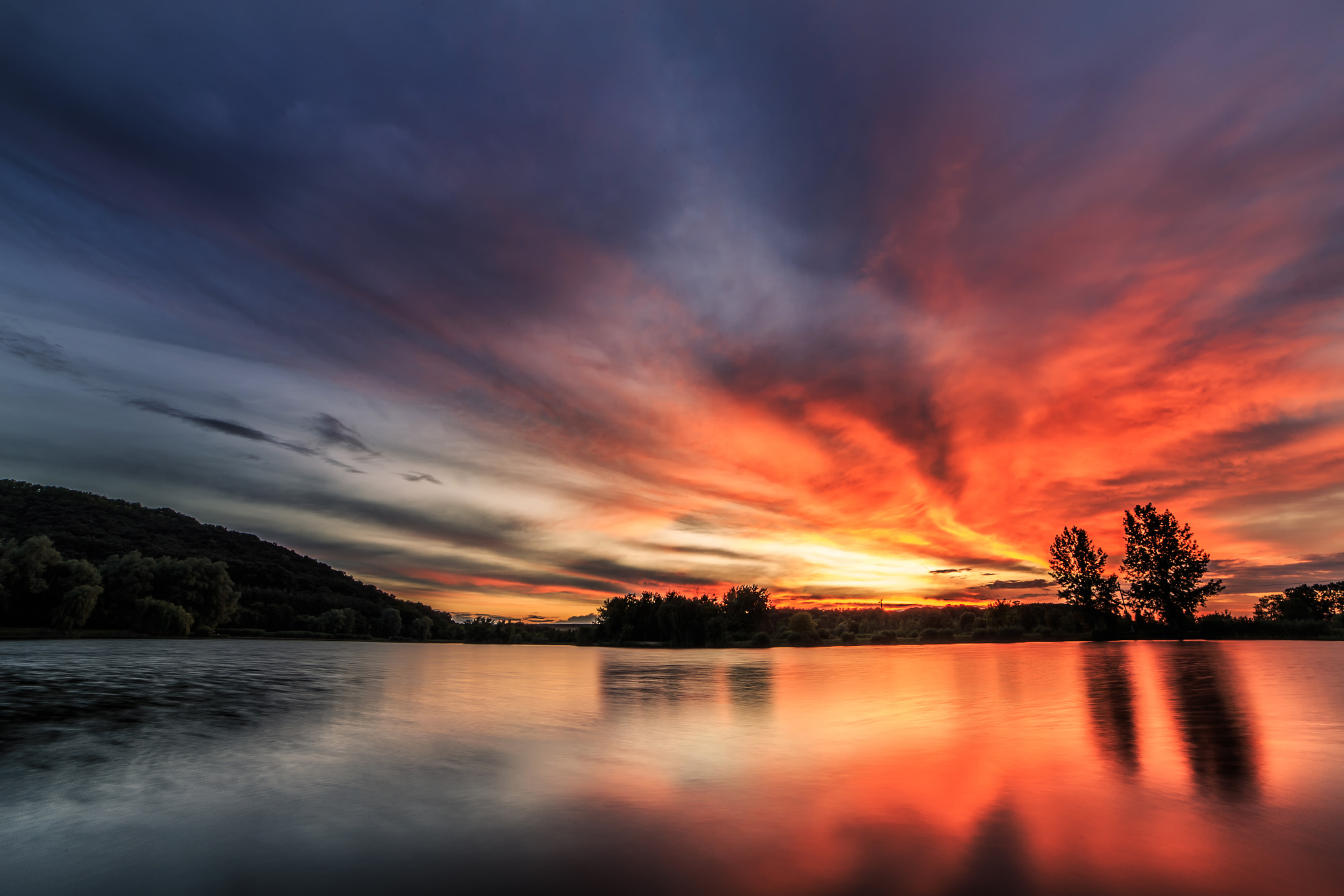 v2?sig=4788127ace72a8562cc30a1e1e5188961233bafac1a65c1d73fb76bc28461405