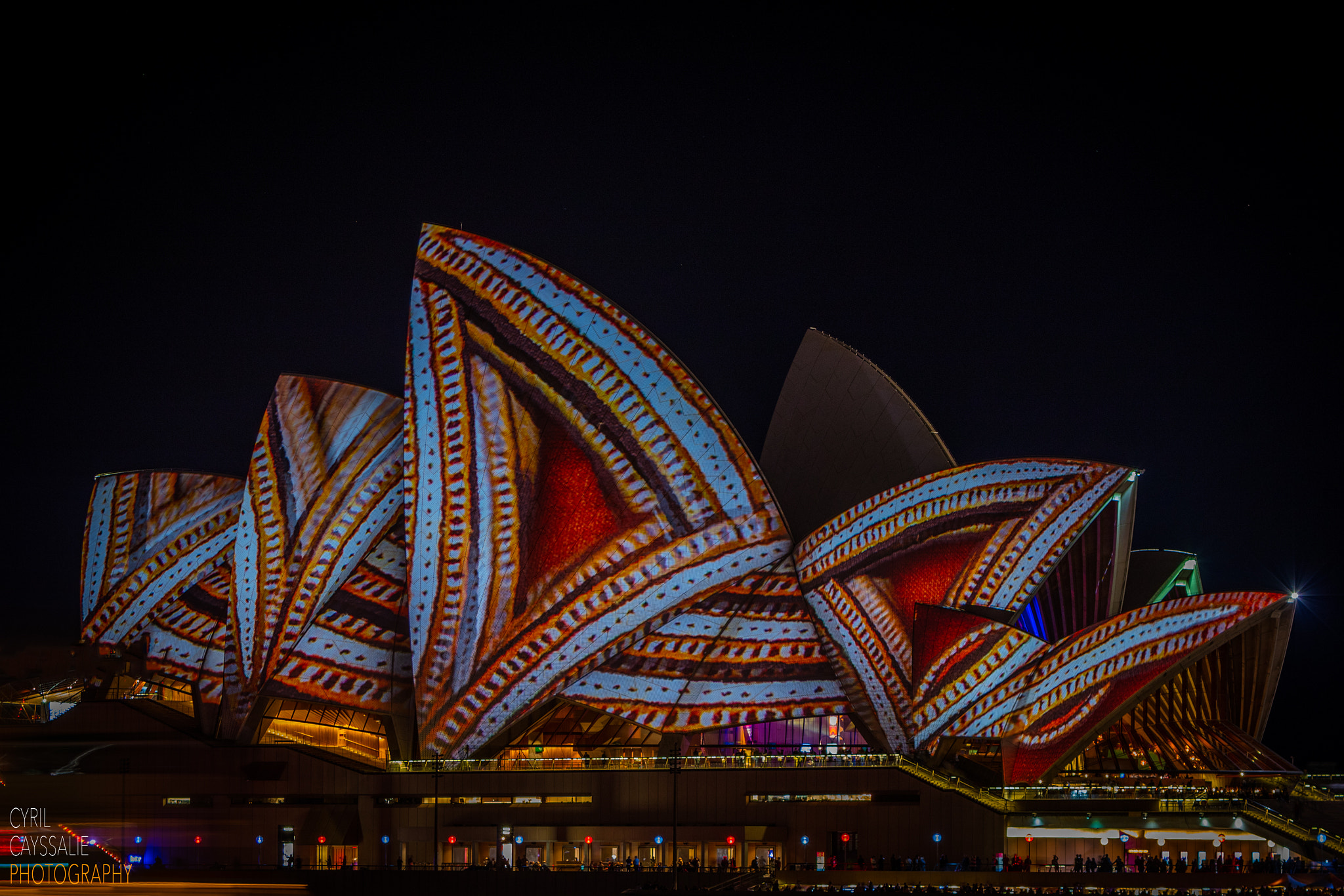Canon EF 70-200mm F2.8L IS USM sample photo. Sydney vivid 2016 viii photography