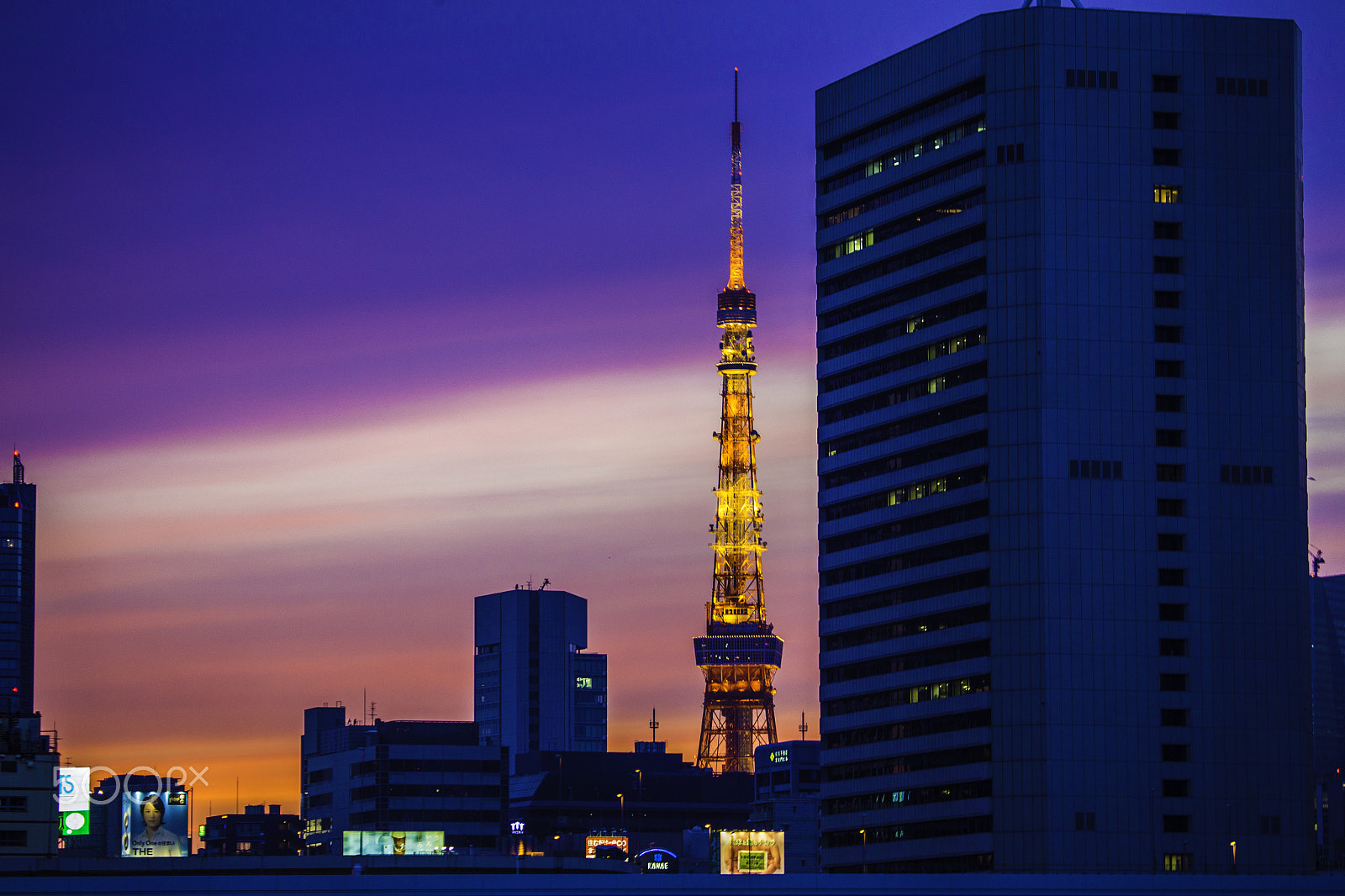 Canon EF 100-400mm F4.5-5.6L IS USM sample photo. Tokyo tower photography