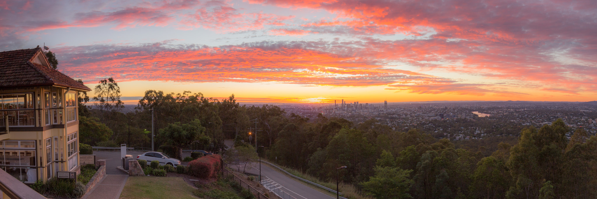 Canon EOS 700D (EOS Rebel T5i / EOS Kiss X7i) + Canon EF 16-35mm F4L IS USM sample photo. Mt cootha sunrise photography