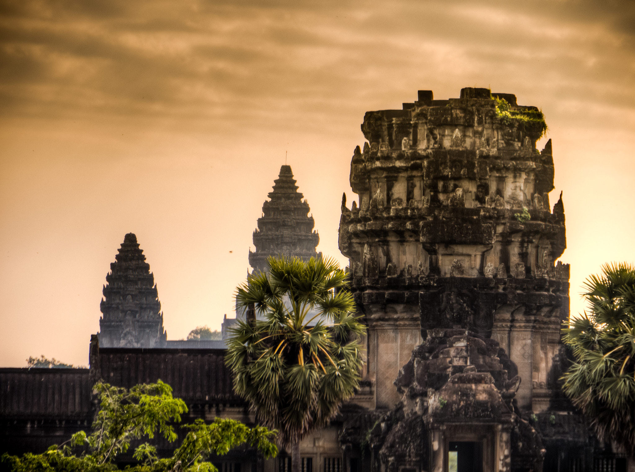Panasonic Lumix DMC-GX7 sample photo. Angkor spires photography