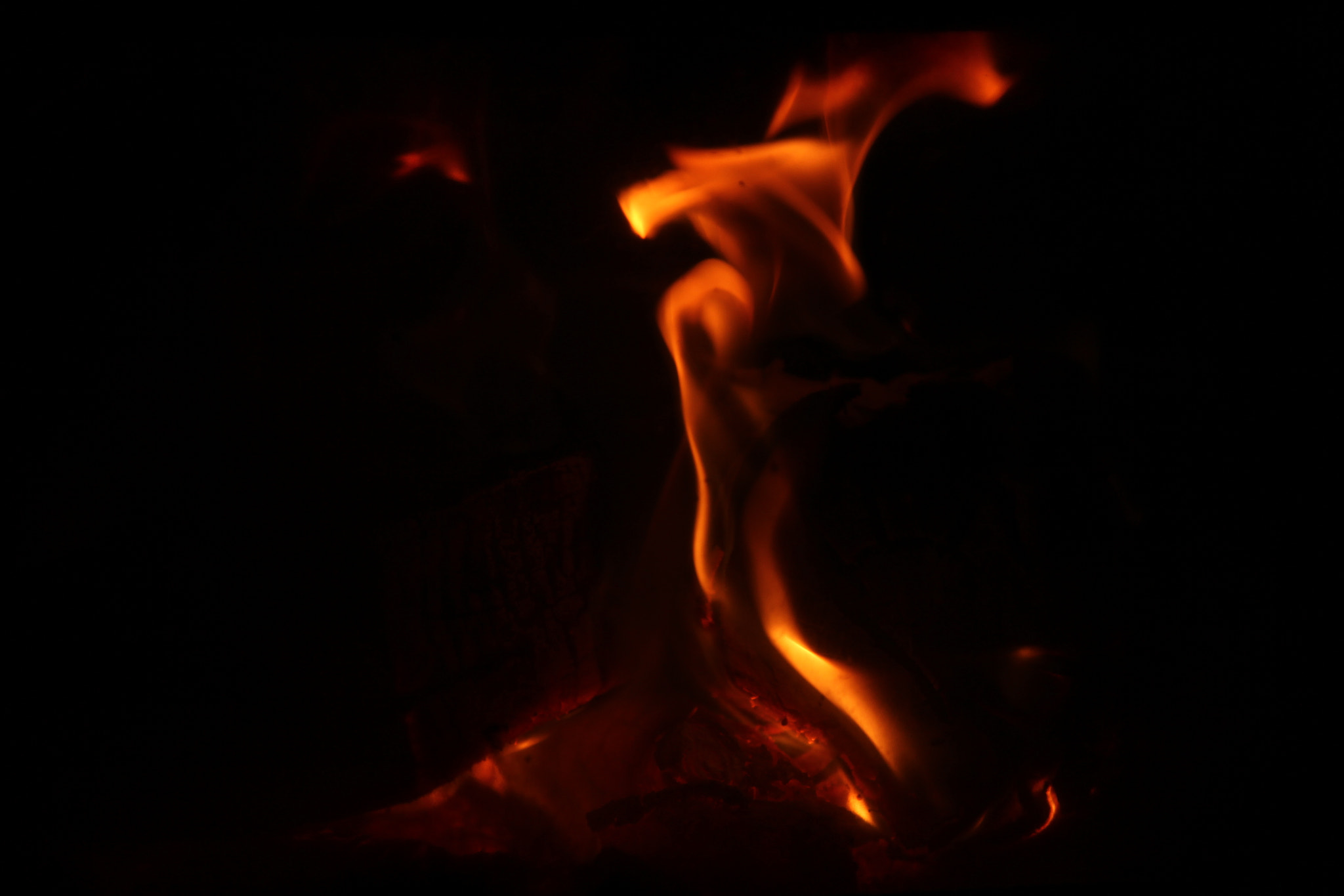 Canon EOS 600D (Rebel EOS T3i / EOS Kiss X5) sample photo. Dancing fire photography