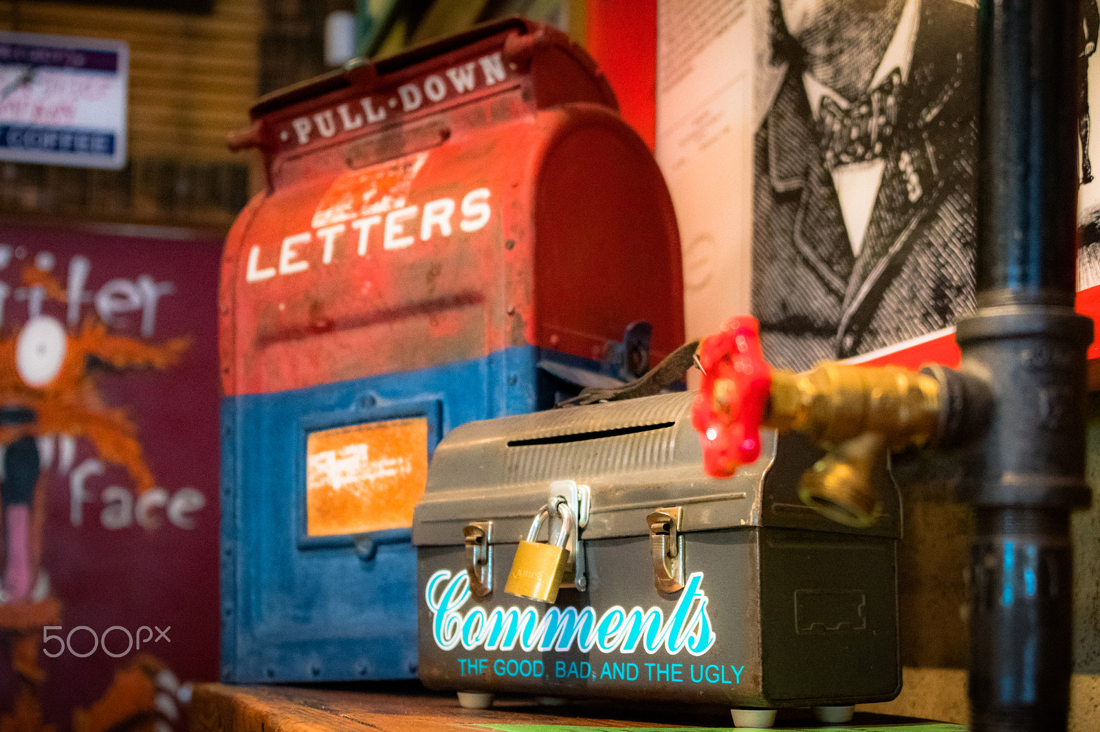 Nikon D500 sample photo. Eclectic coffee shop scene photography