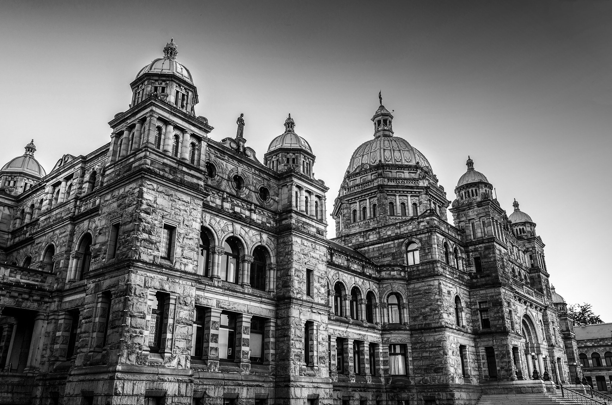 Pentax K-5 IIs sample photo. British columbia legislature photography