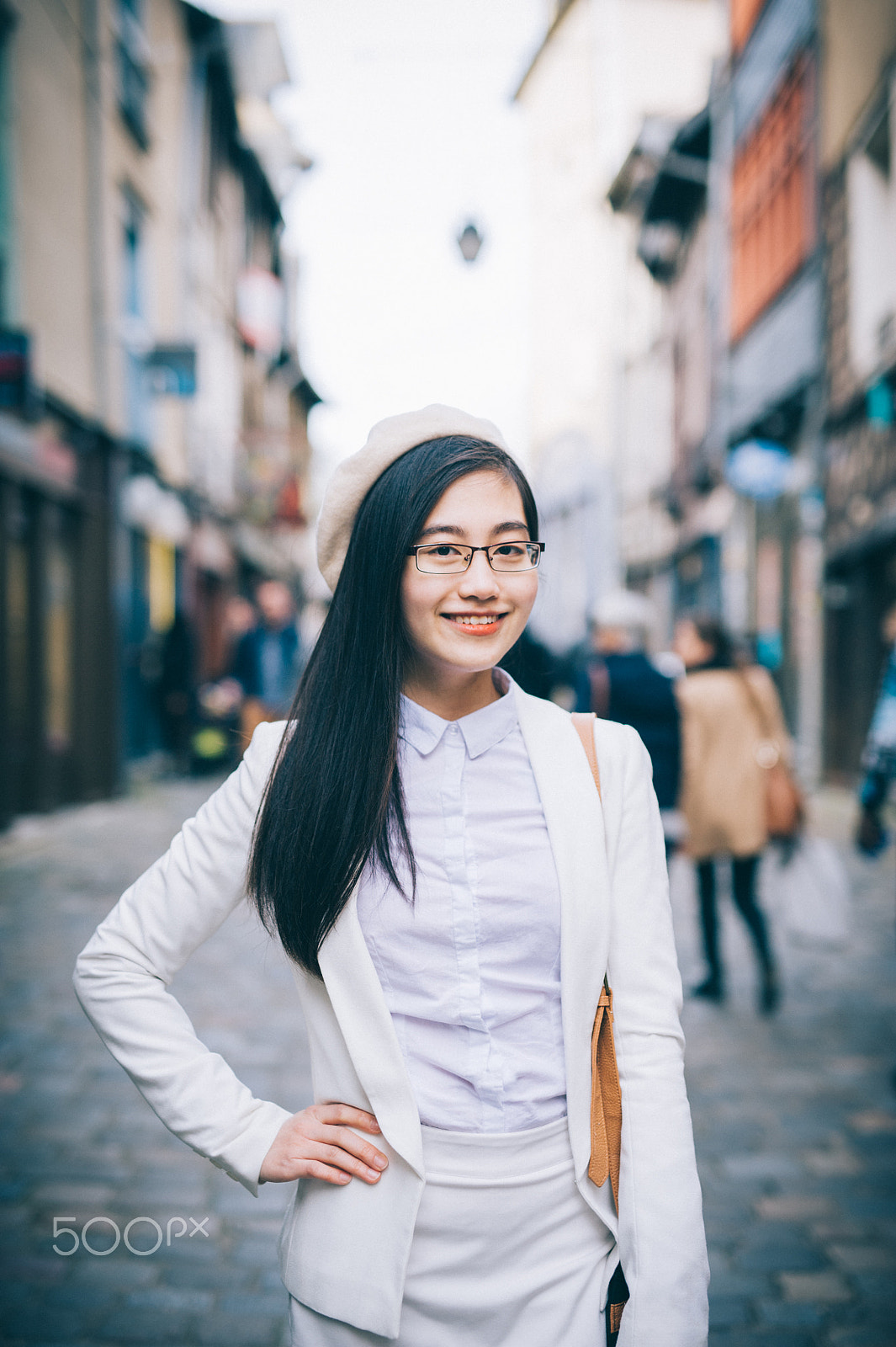 Nikon D700 + Sigma 50mm F1.4 DG HSM Art sample photo. I'm a city girl photography