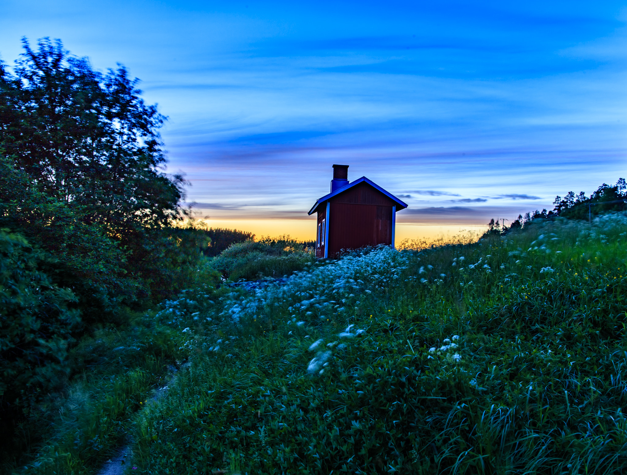 Canon EF 24mm F1.4L II USM sample photo. Early summer night photography