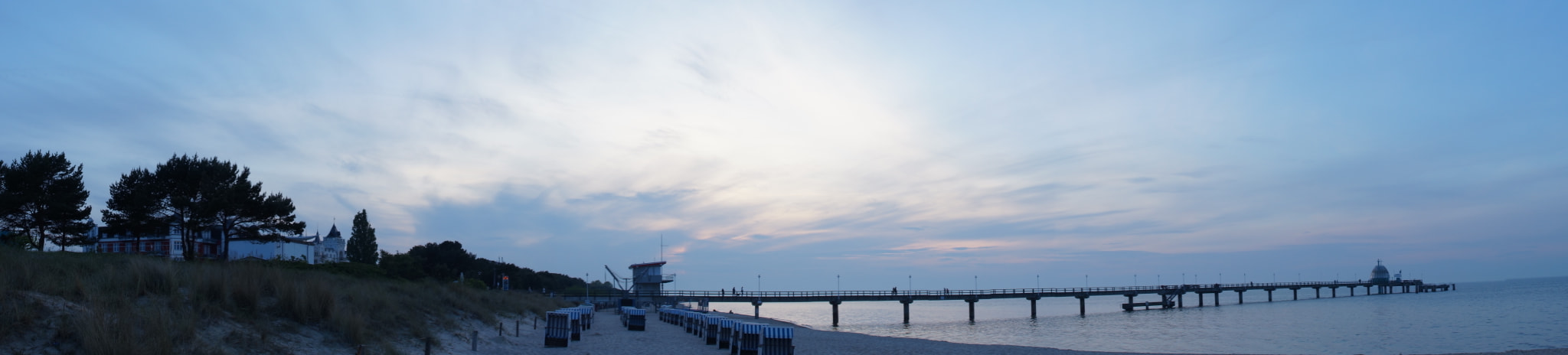 Sony DT 18-200mm F3.5-6.3 sample photo. Seebrücke zinnowitz panorama photography