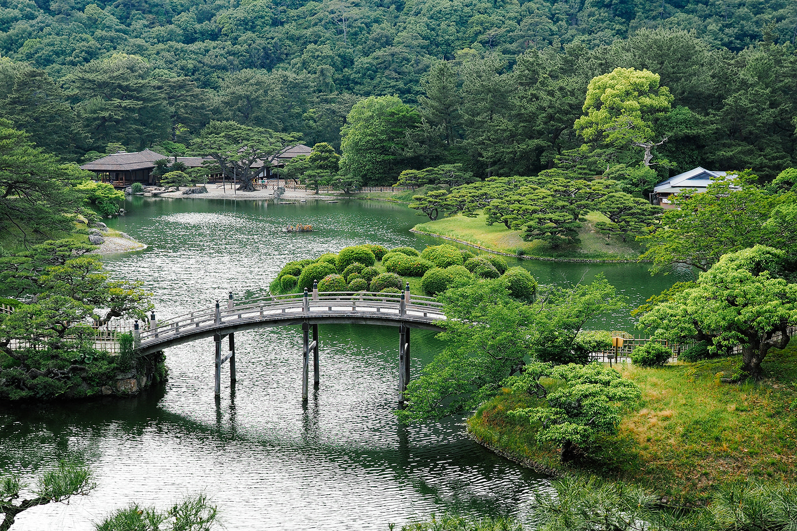 Panasonic Lumix G X Vario 12-35mm F2.8 ASPH Power OIS sample photo. 栗林公园 photography