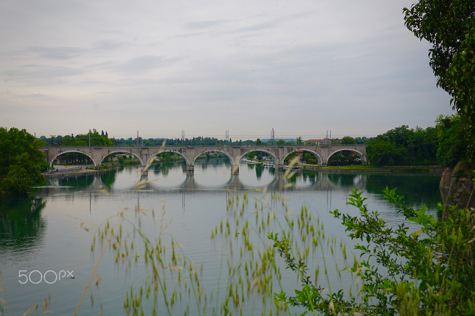 Sony a6300 + Sigma 30mm F1.4 DC DN | C sample photo. The bridge photography