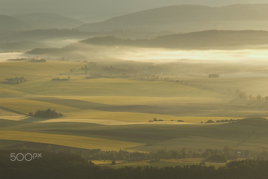 16.00 - 85.00 mm f/3.5 - 5.6 sample photo. Sunrise on hejšovina mount photography