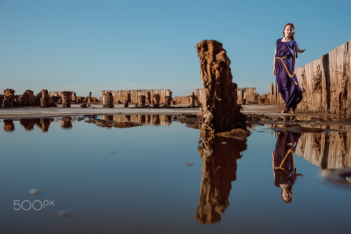 Sony Alpha a99 sample photo. Royal baths. ruins. beautiful girl photography
