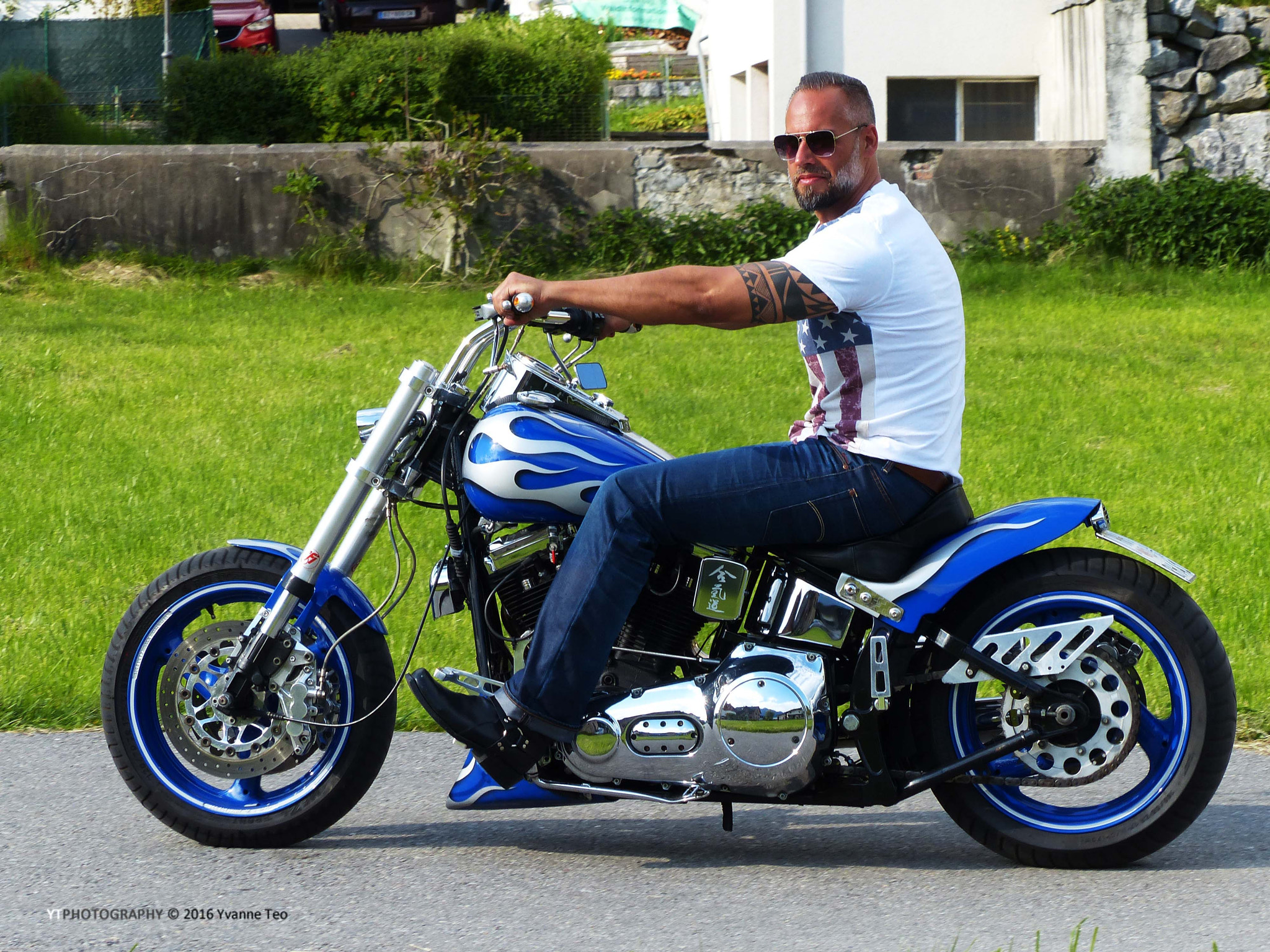 Leica V-Lux 4 sample photo. Biker photography