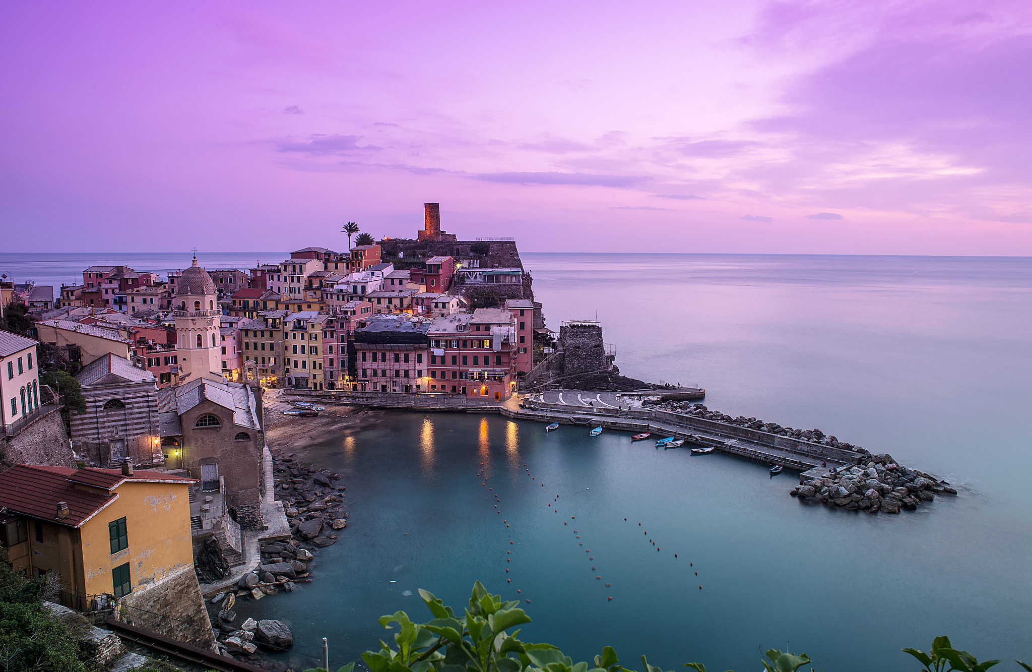 Nikon Df + AF Nikkor 24mm f/2.8 sample photo. Vernazza photography