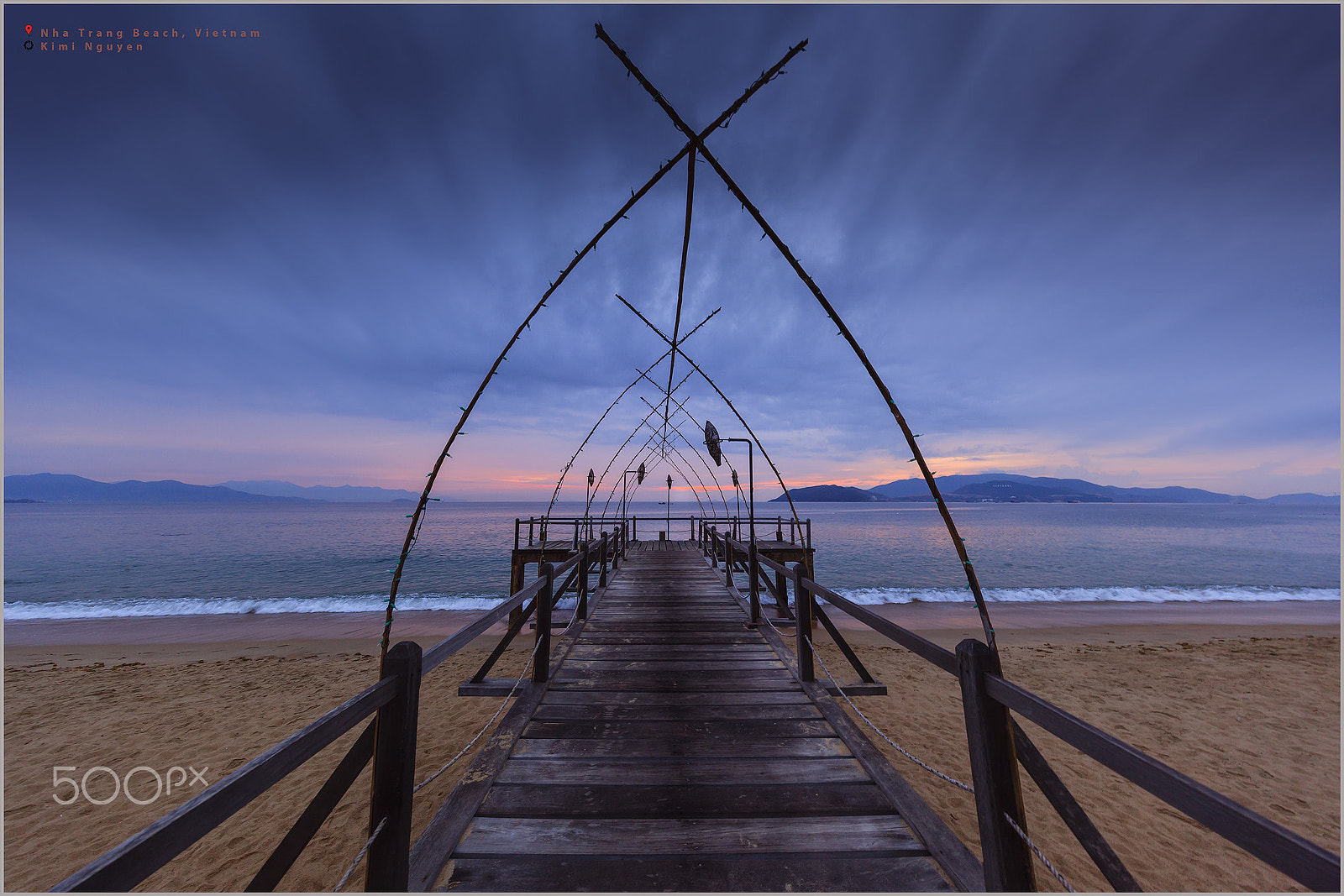 Canon EF 11-24mm F4L USM sample photo. Nha trang beach photography
