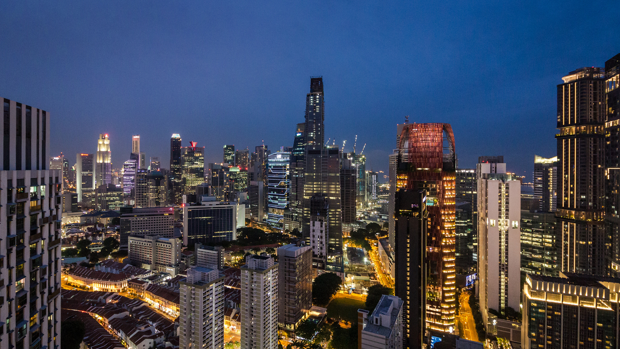 Canon EF-S 10-18mm F4.5–5.6 IS STM sample photo. Cbd area singapore photography