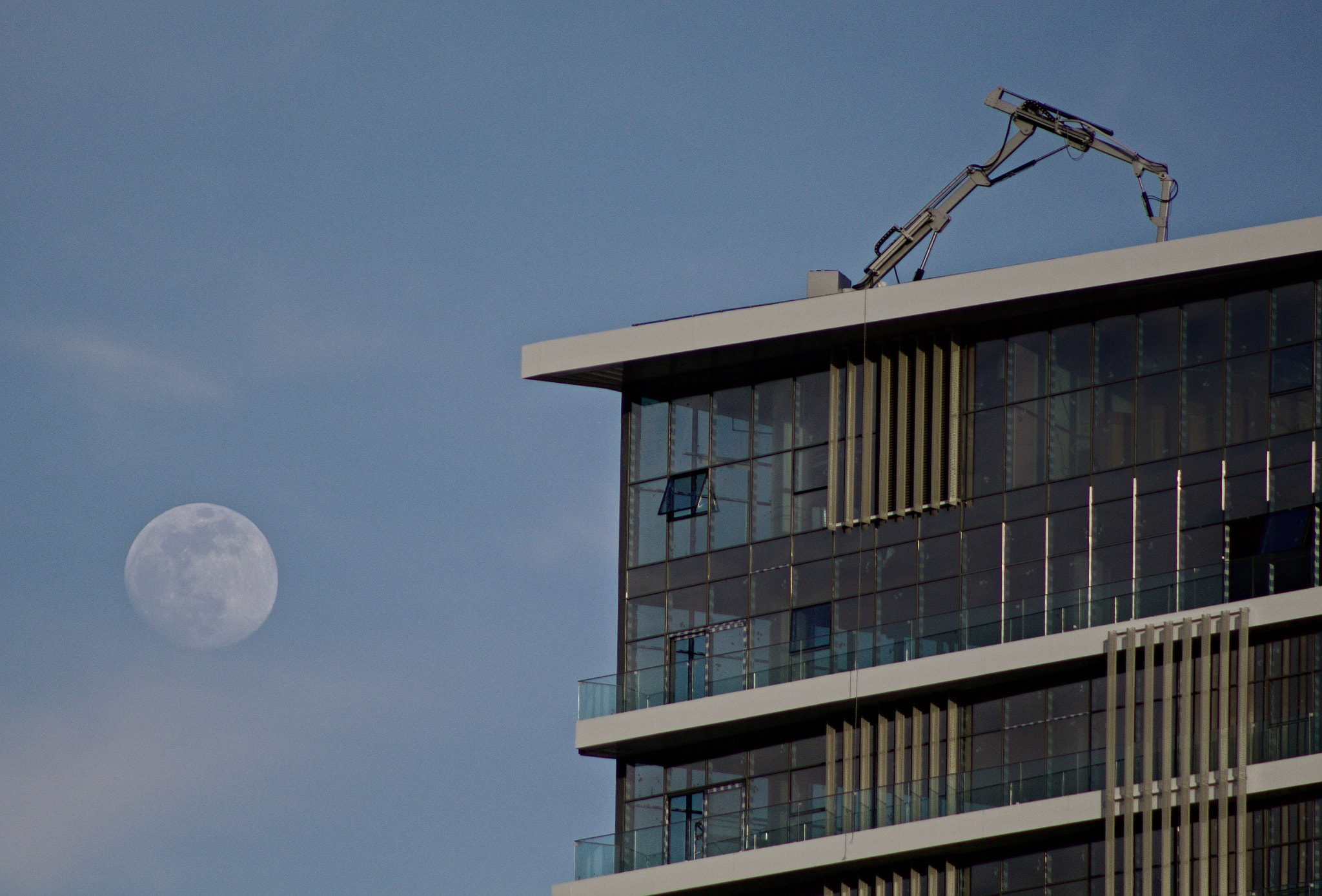 Canon EF 75-300mm f/4-5.6 USM sample photo. Moon photography