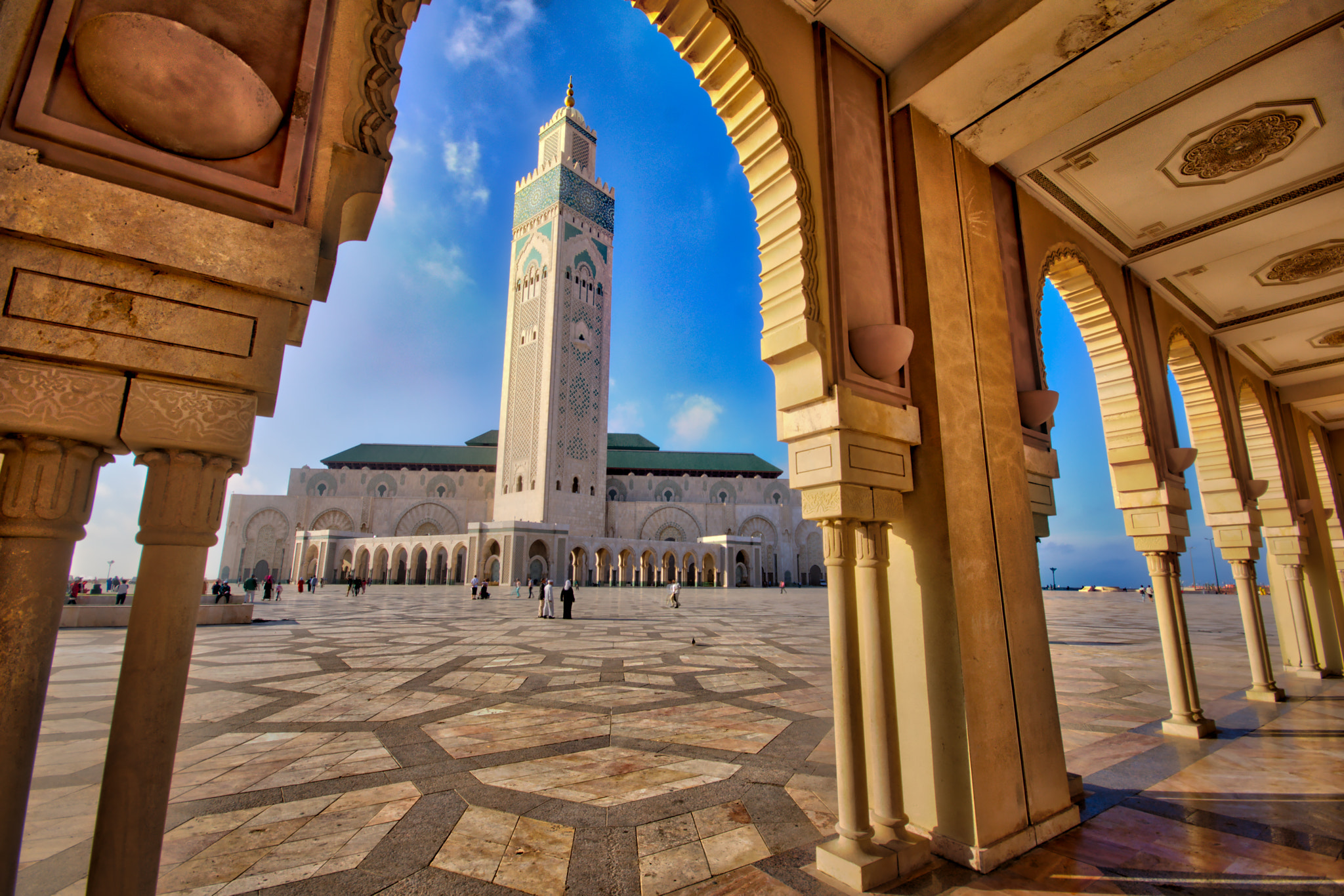 Sigma AF 10-20mm F4-5.6 EX DC sample photo. Hassan ii mosque, casablanca photography