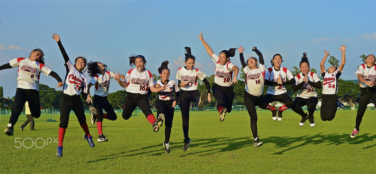 Nikon D4 + Nikon AF Nikkor 50mm F1.4D sample photo. Girls just wanna have fun photography