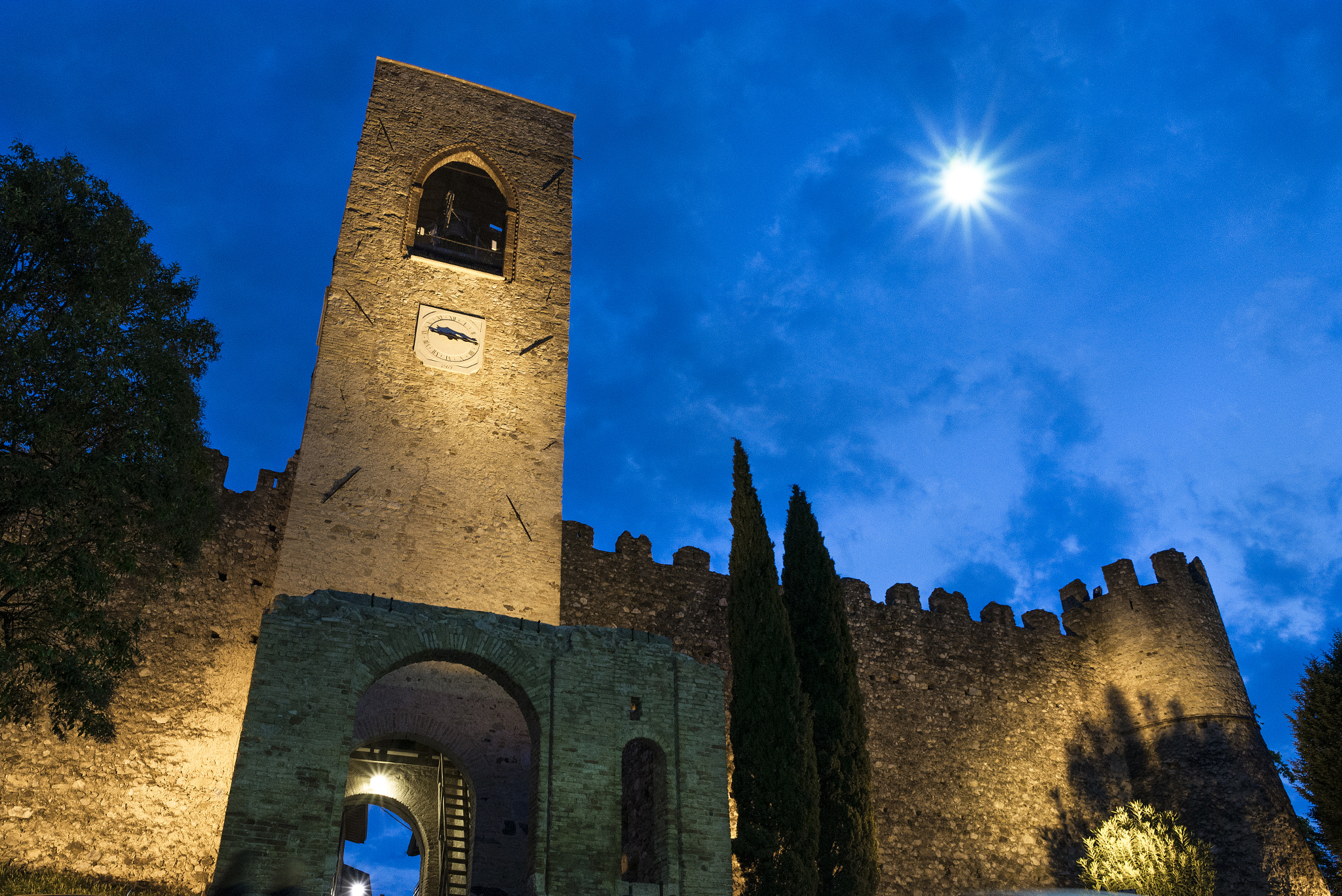 Nikon D600 + Nikon AF-S Nikkor 24mm F1.8G ED sample photo. Moniga del garda (bs) photography