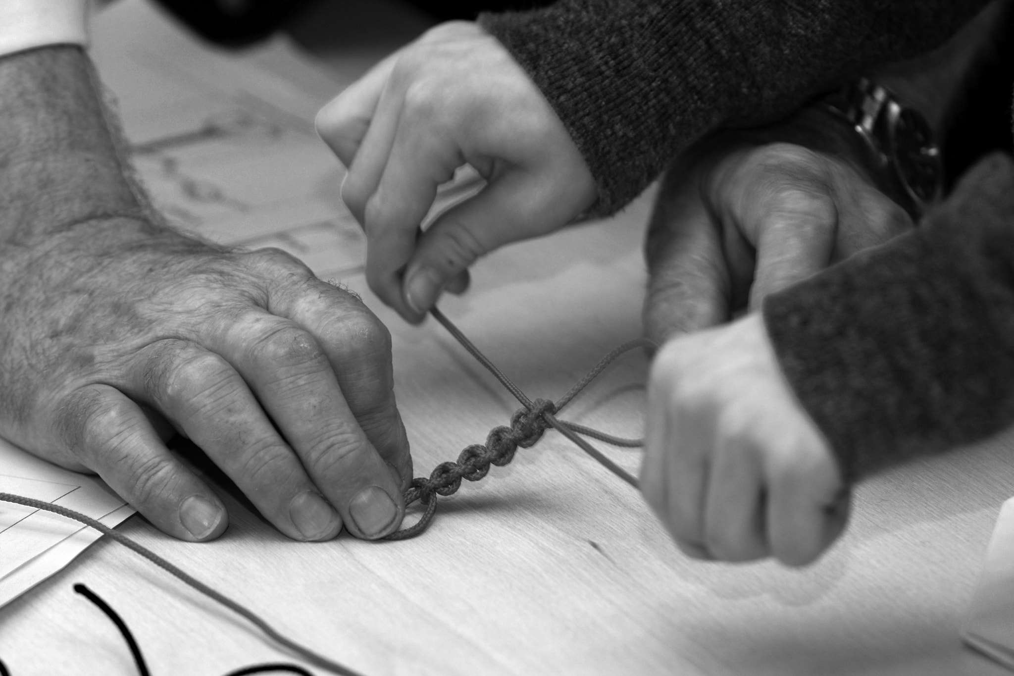 Canon EOS-1D Mark III sample photo. Hands photography