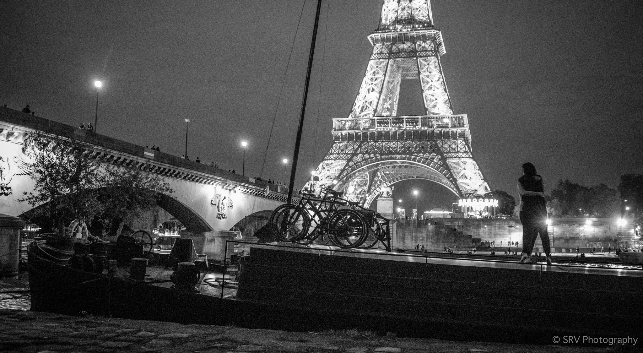 Canon EOS 750D (EOS Rebel T6i / EOS Kiss X8i) sample photo. Midnight romance photography