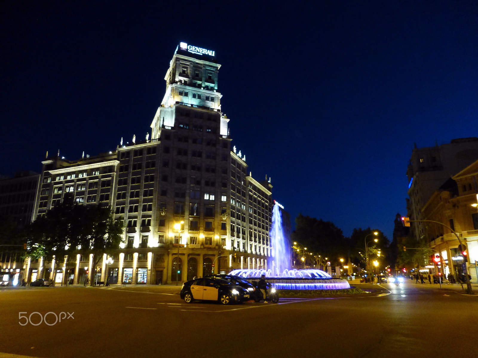 Panasonic DMC-TZ27 sample photo. Barcelona at night photography