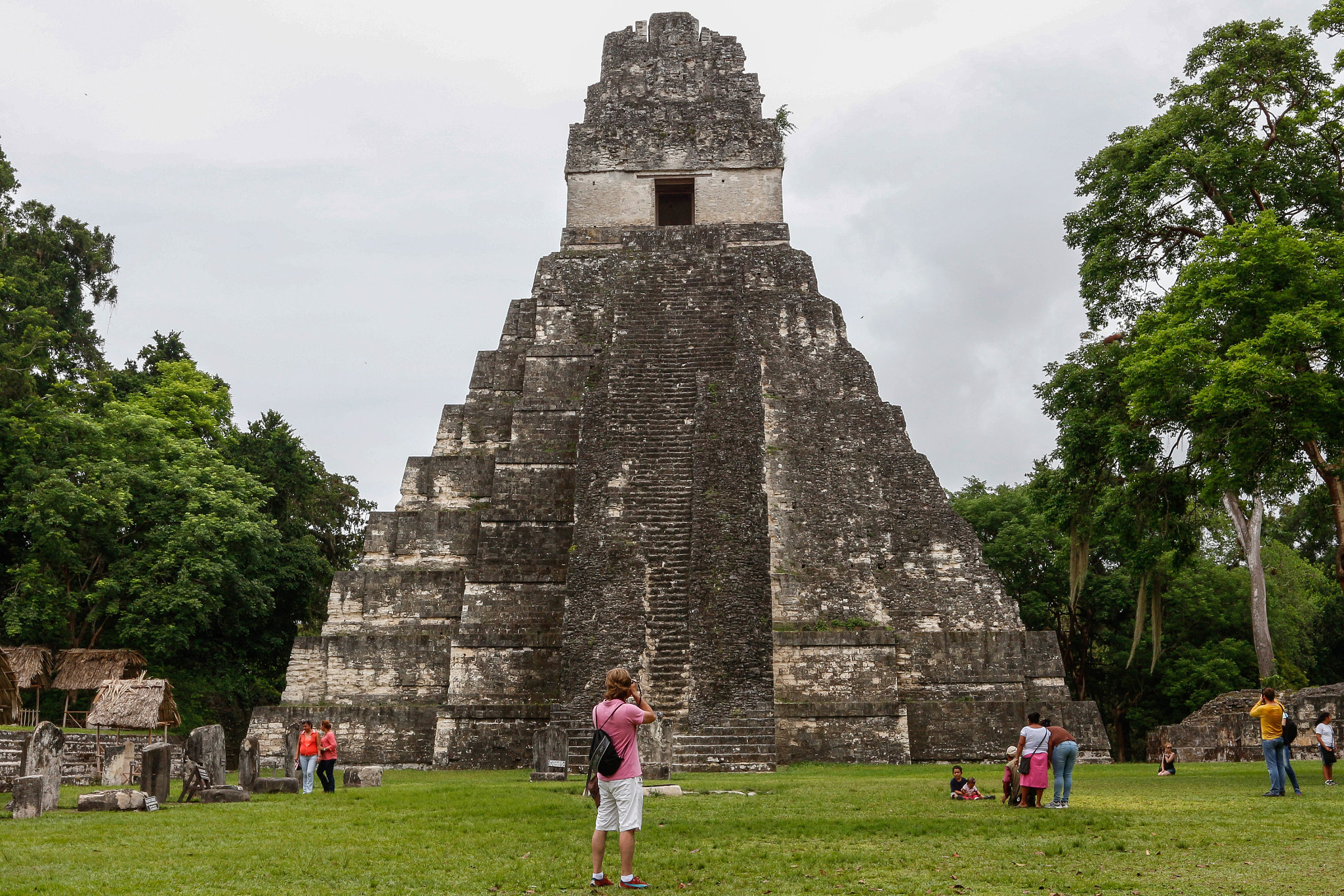 Canon EOS 650D (EOS Rebel T4i / EOS Kiss X6i) + Canon EF 17-40mm F4L USM sample photo. Tikal photography