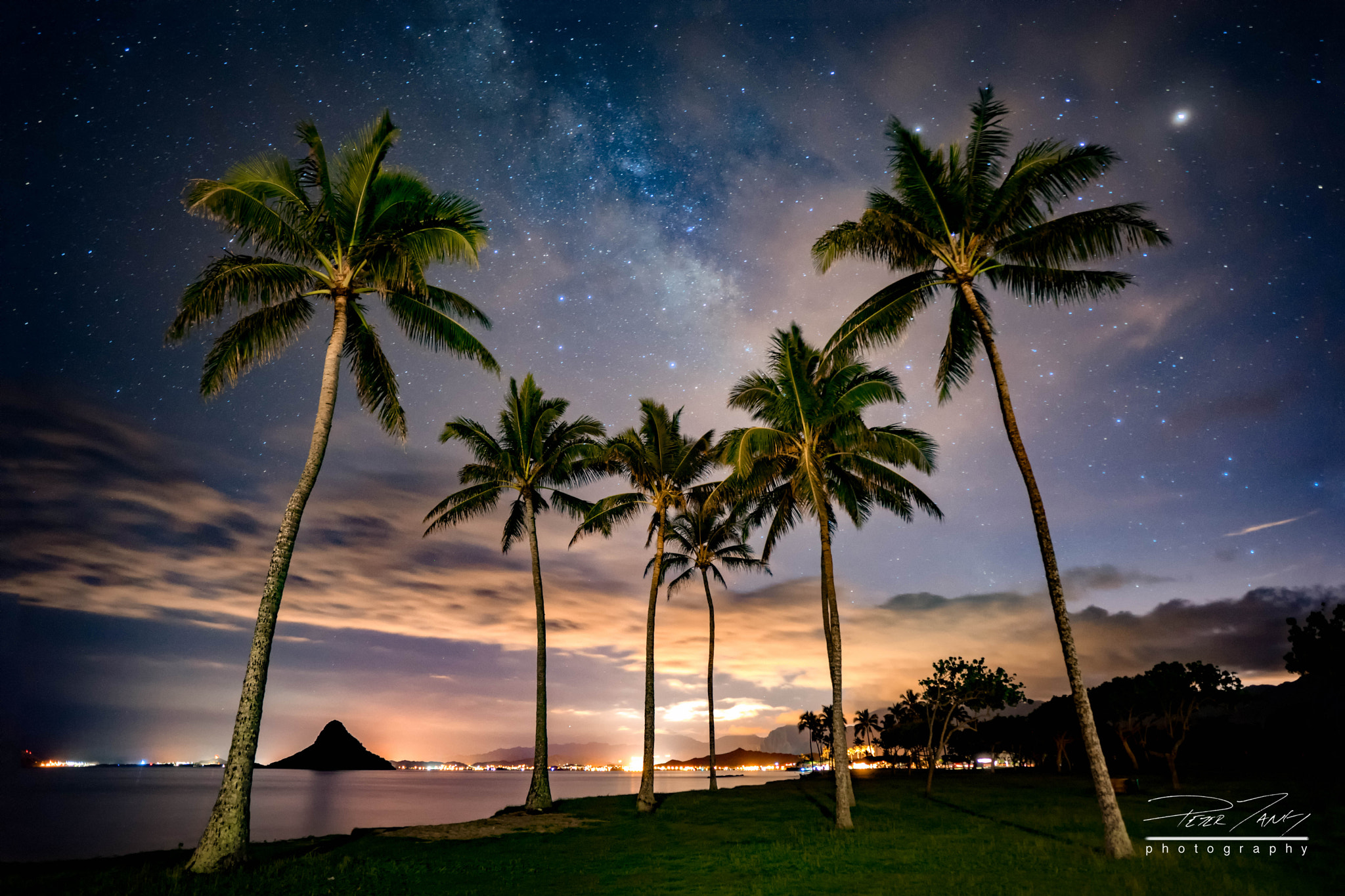 Sony a7 II + ZEISS Batis 18mm F2.8 sample photo. Chinaman's hat under the stars photography
