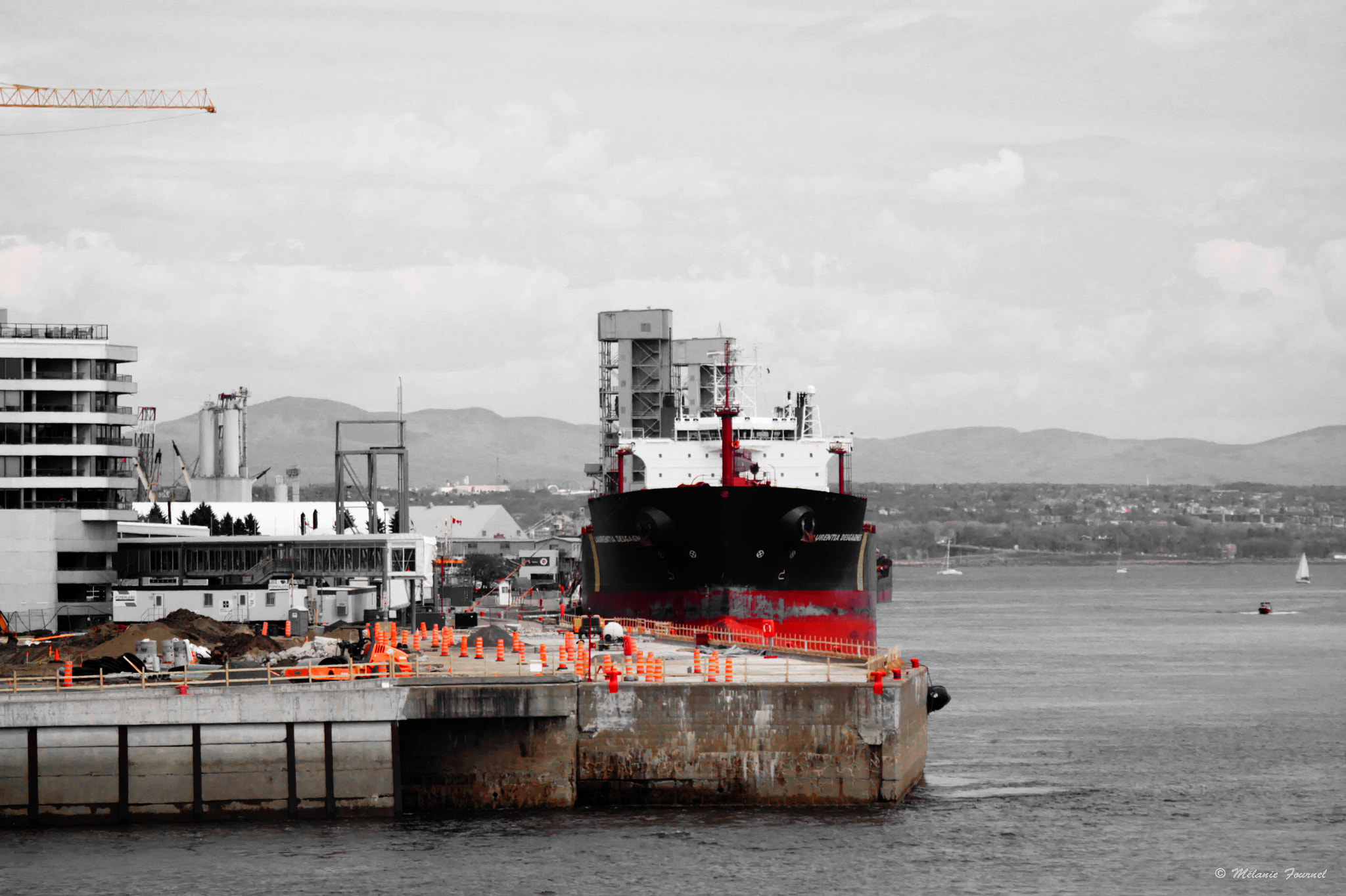 Canon EF 28-90mm f/4-5.6 sample photo. A ship in port photography
