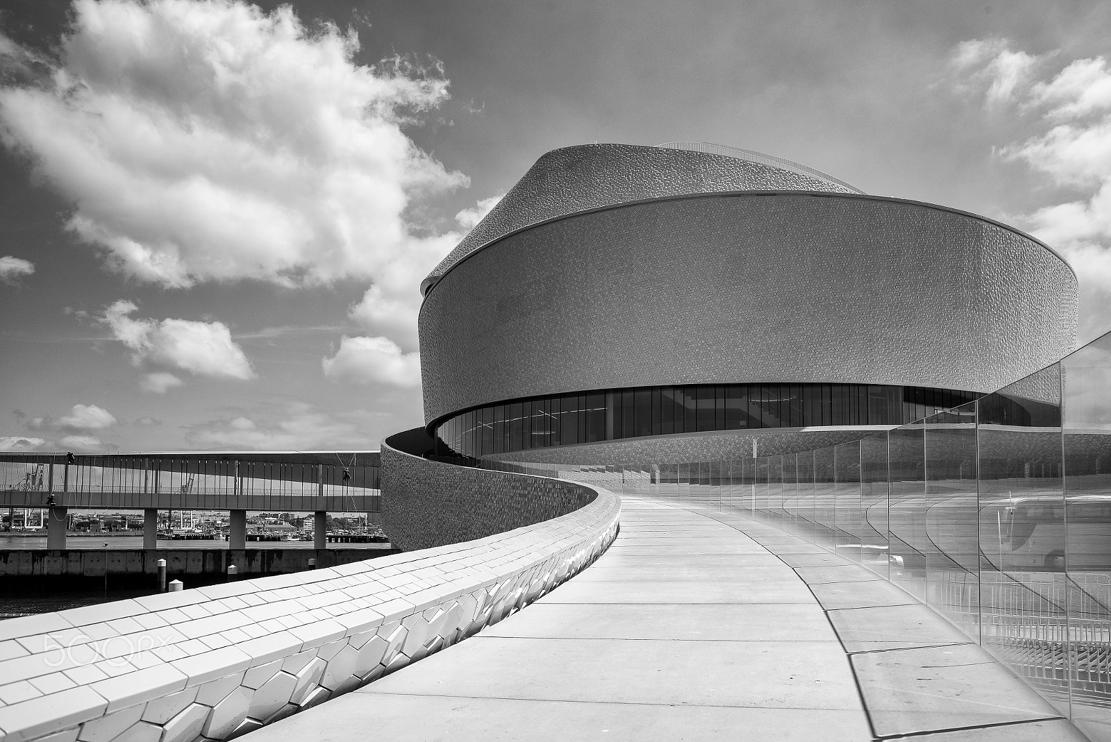 Elmarit-M 1:2.8/24 ASPH. sample photo. Porto cruze terminal of leixoes photography
