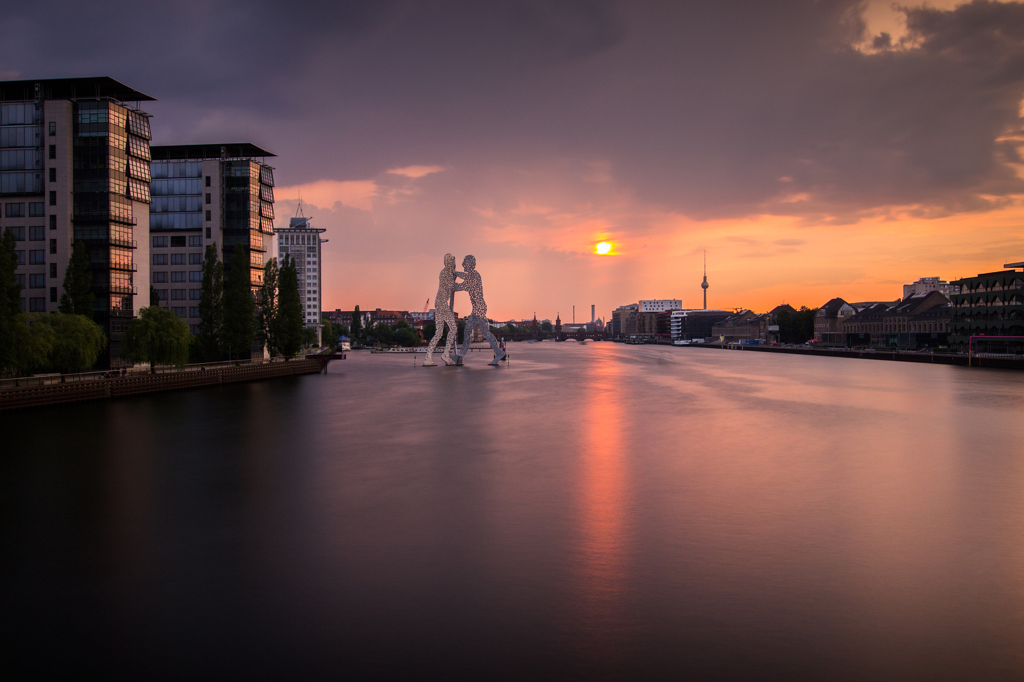 Tokina AT-X Pro 12-24mm F4 (IF) DX sample photo. Sunset berlin photography