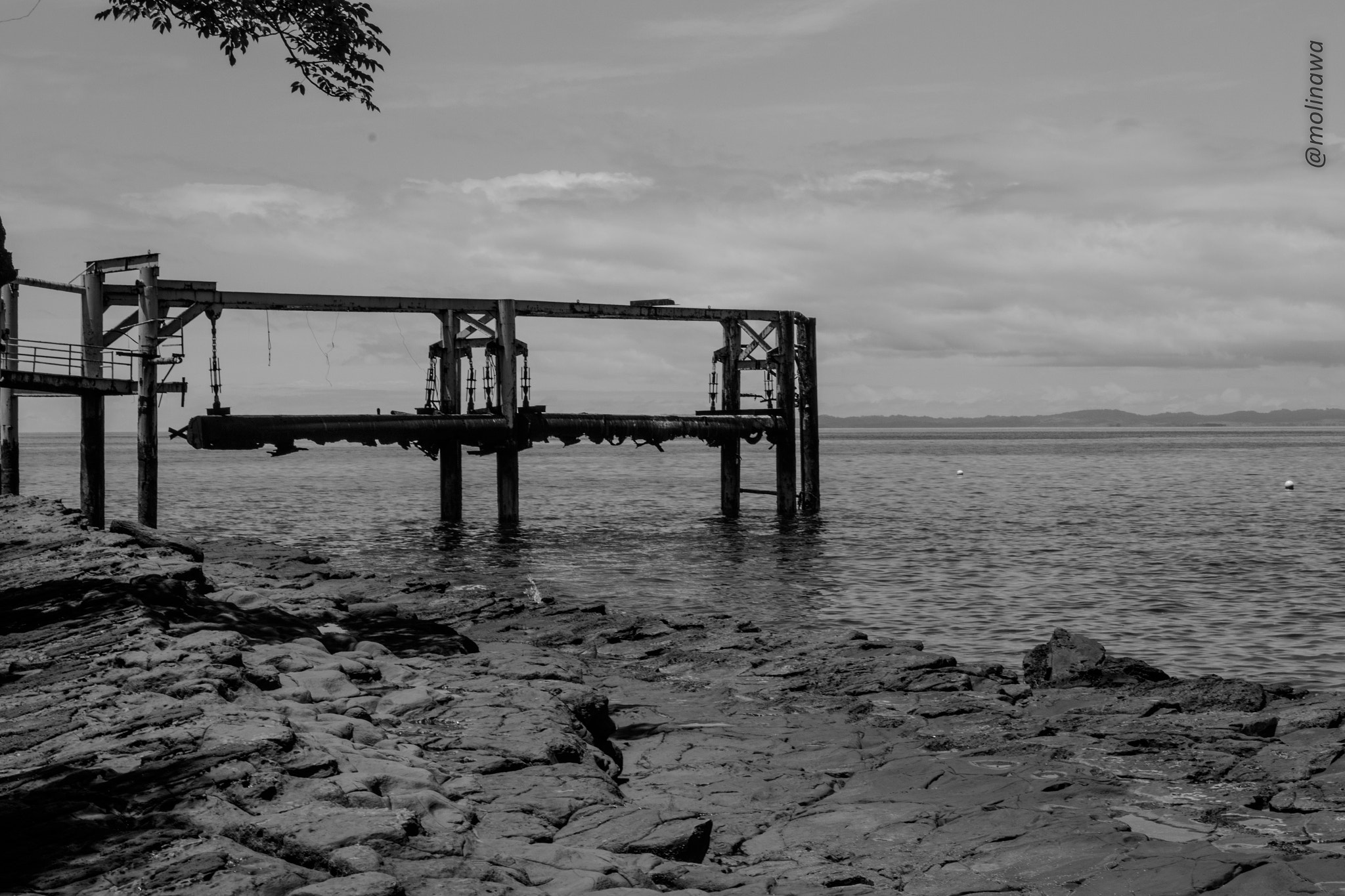 Canon EOS 7D Mark II + Canon EF 50mm F1.8 II sample photo. Steel in the sea photography