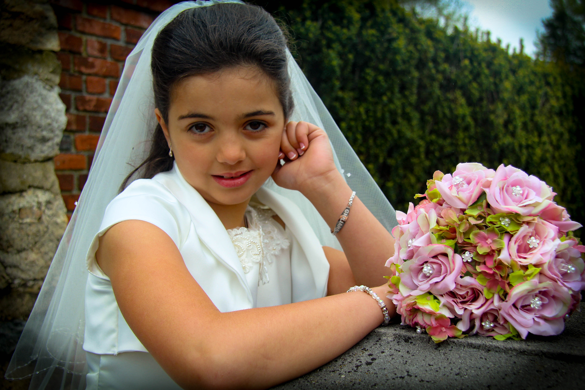 Canon EF-S 17-85mm F4-5.6 IS USM sample photo. Guiliana's first communion  photography