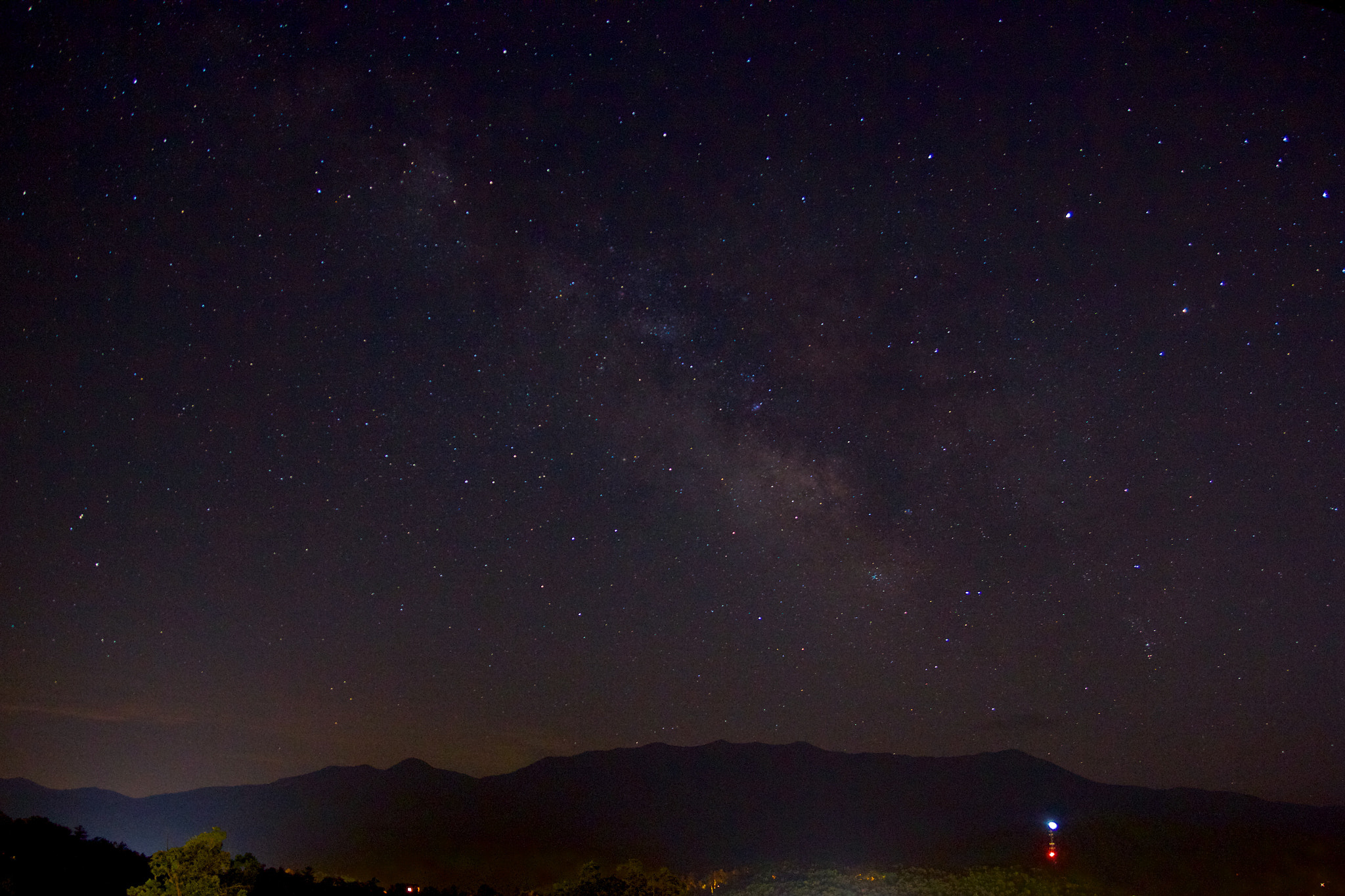 Tamron SP AF 17-50mm F2.8 XR Di II LD Aspherical (IF) sample photo. Milky way over mt. le conte photography