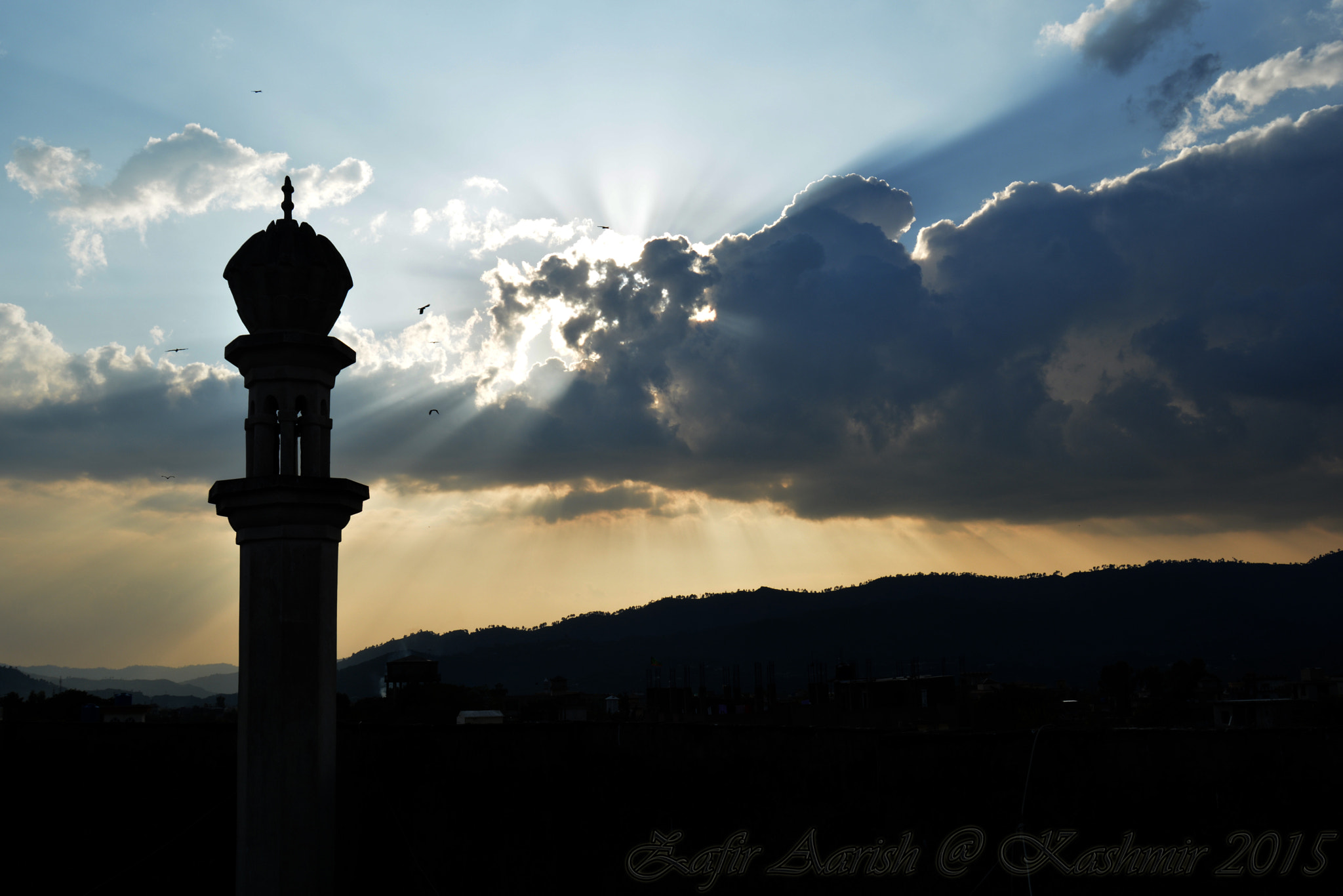 Nikon D5200 + Zeiss Milvus 85mm f/1.4 sample photo. Sunset at minaret photography