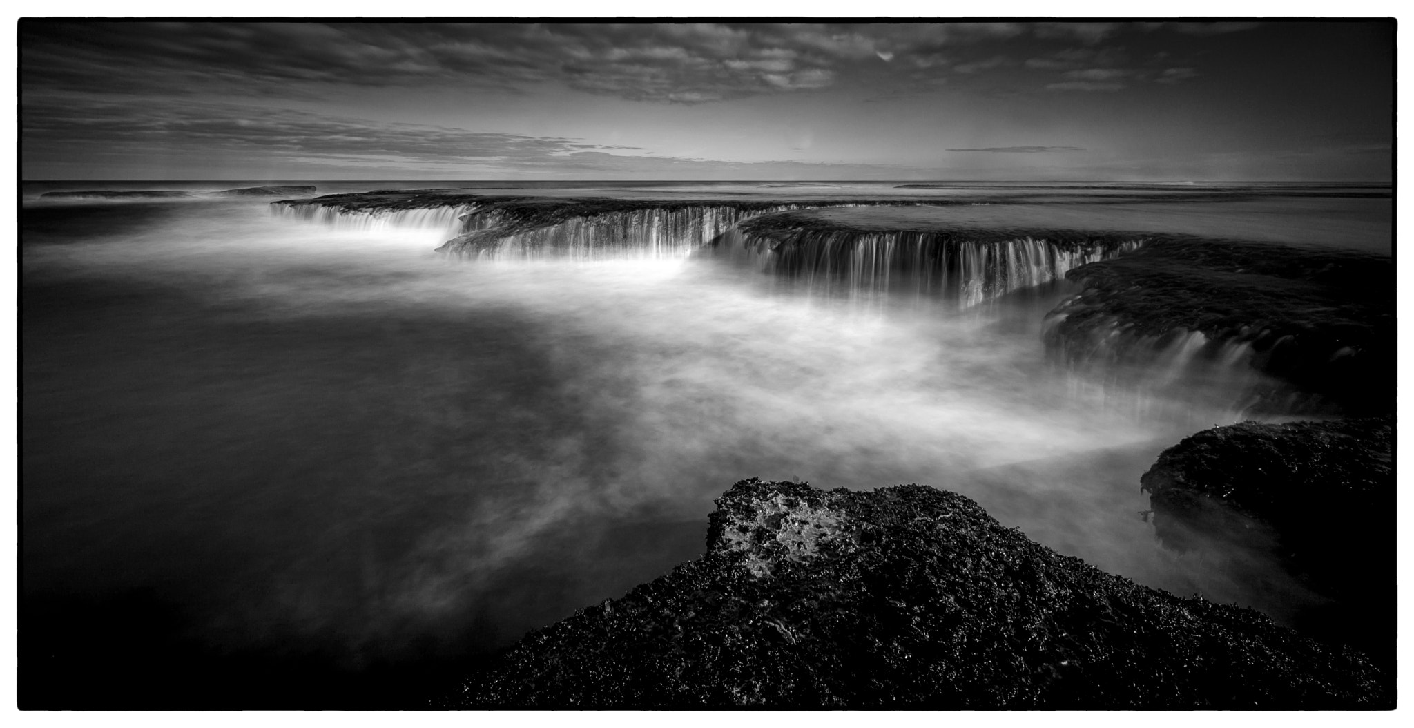 Canon EF 14mm F2.8L II USM sample photo. Dragons head rock rye px photography